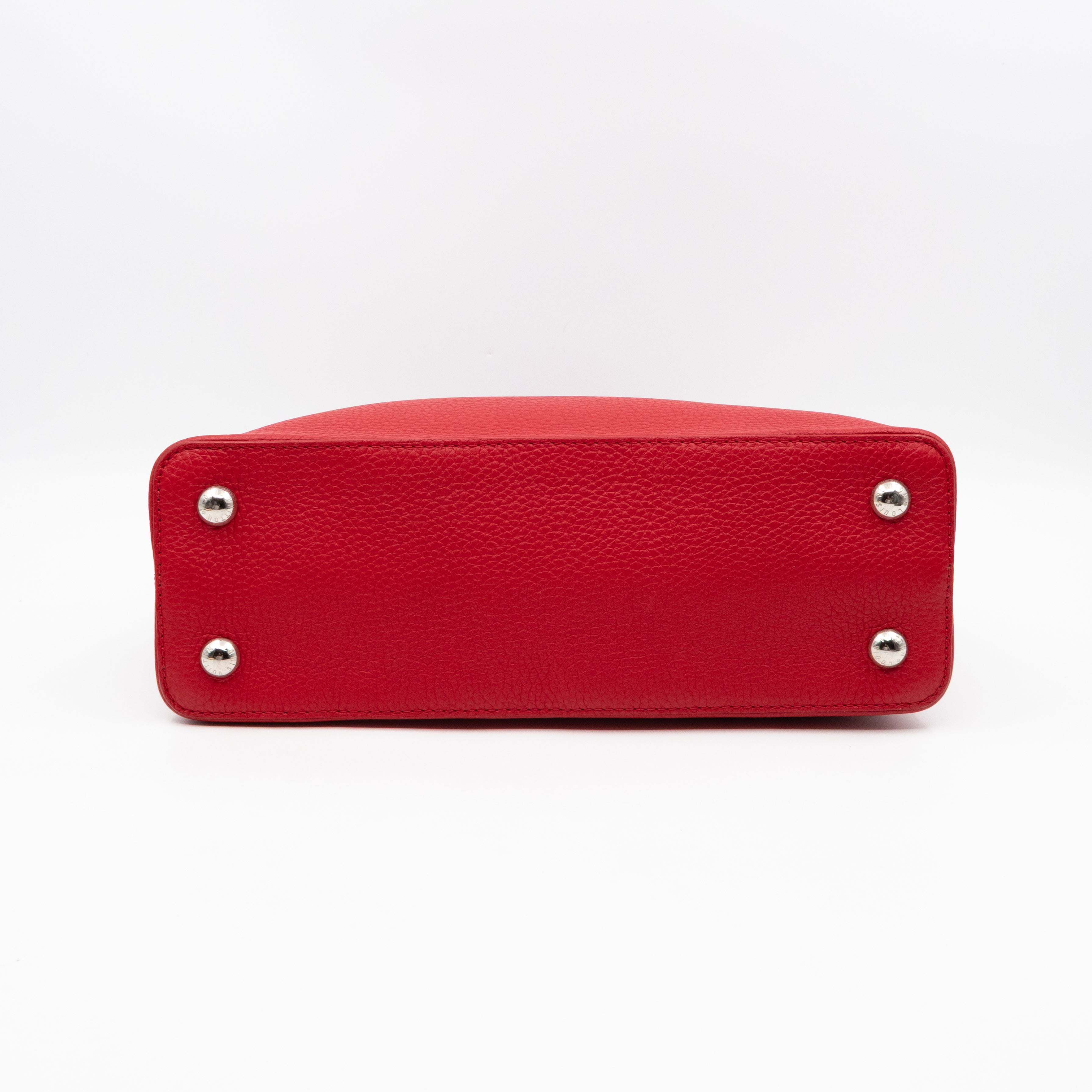 Capucines MM Red Taurillon Leather