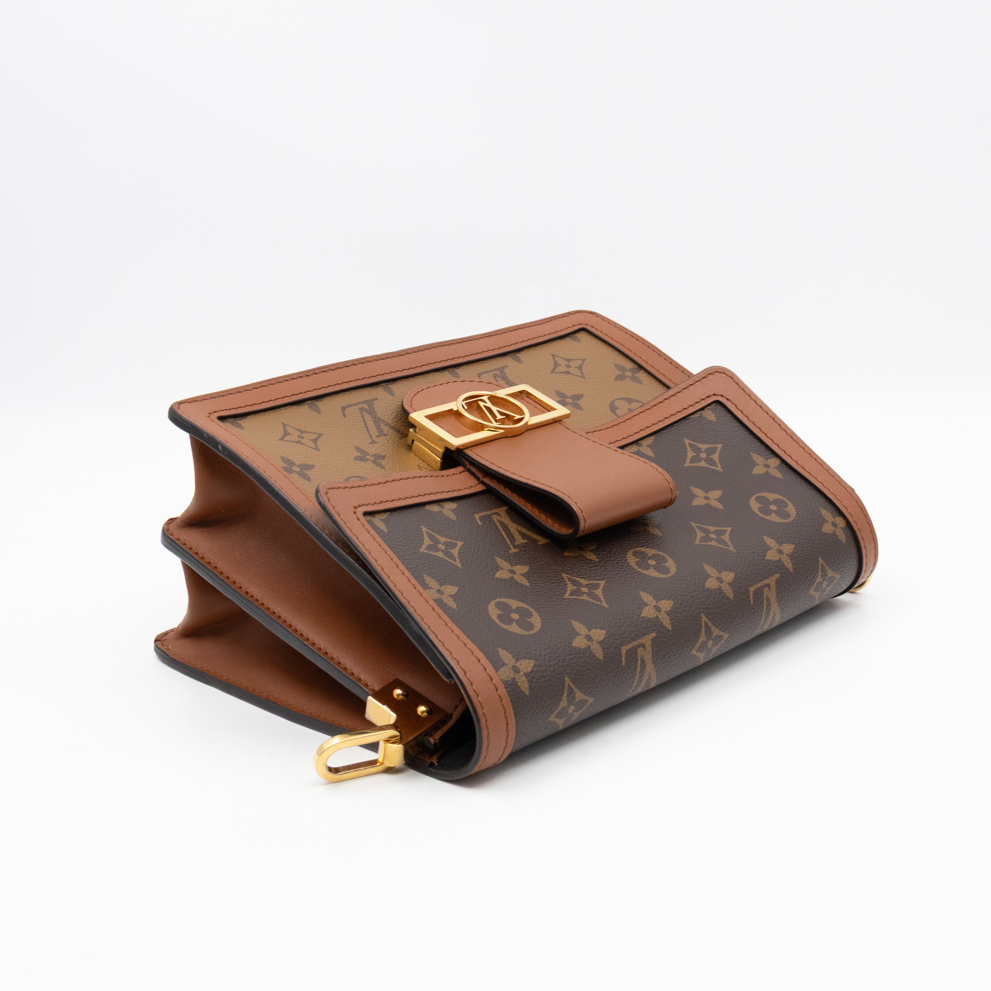 Dauphine MM Monogram Reverse