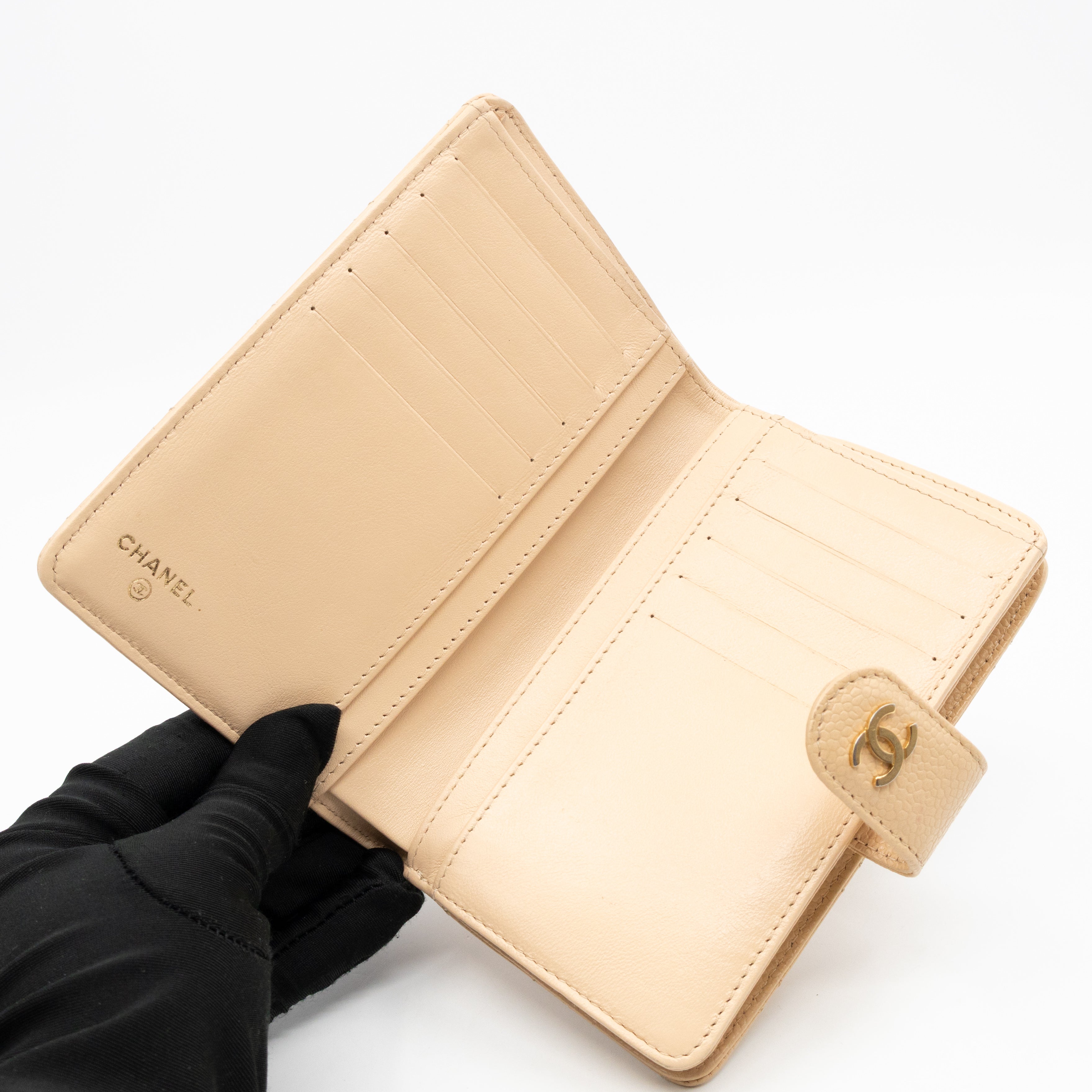 L-Zip French Wallet Beige Caviar Gold