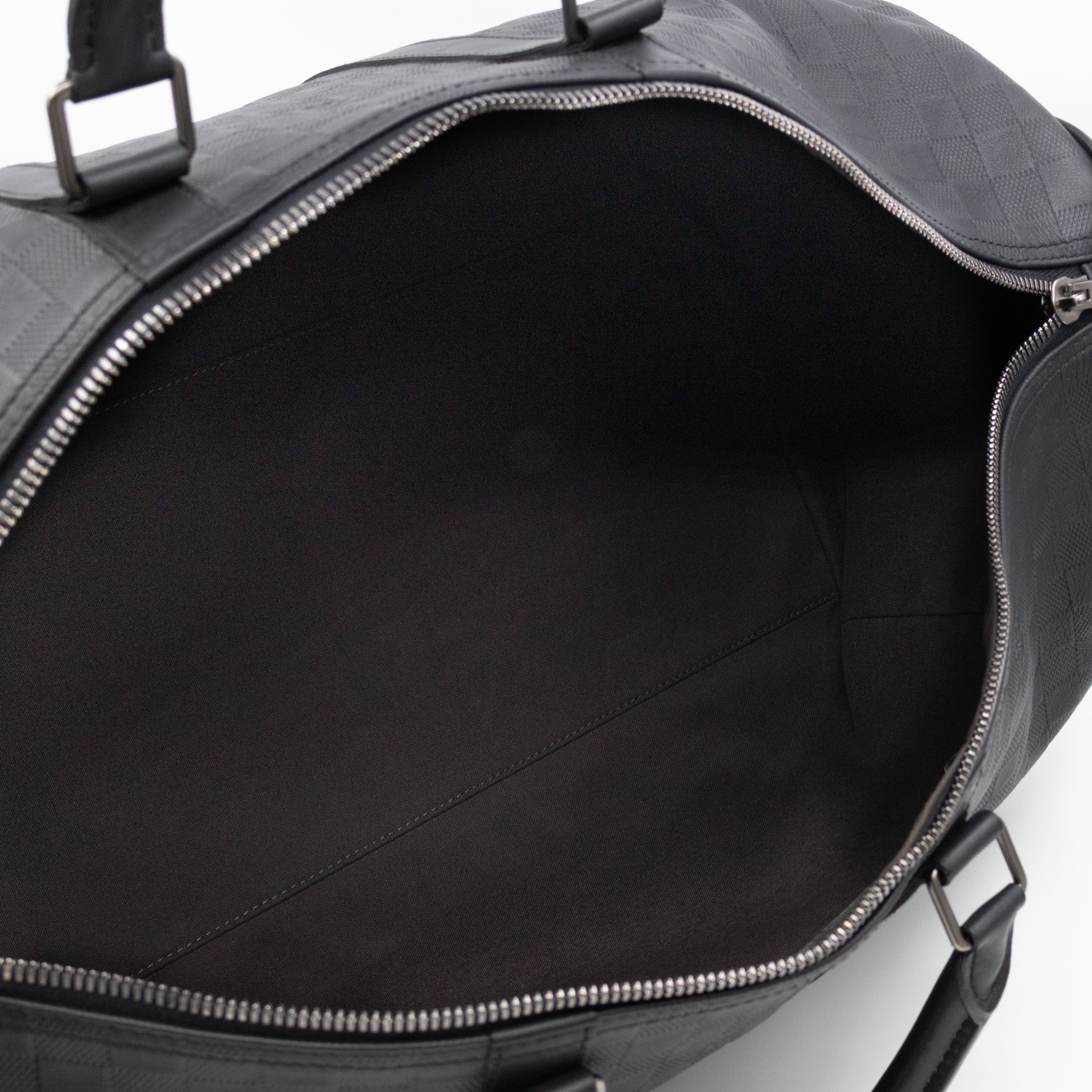 Keepall 55 Bandouliere Onyx Damier Infini Leather