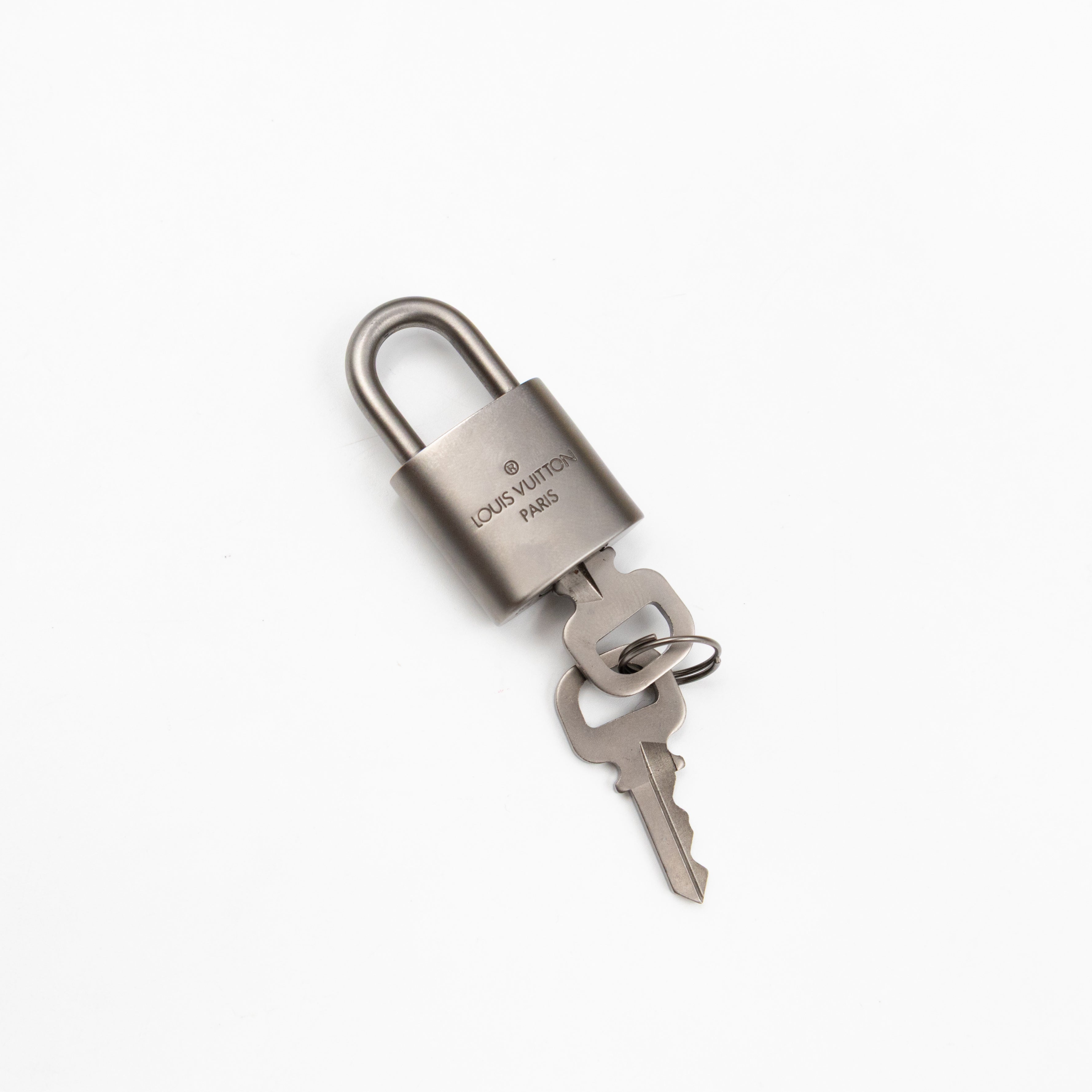 Keepall 55 Bandouliere Onyx Damier Infini Leather