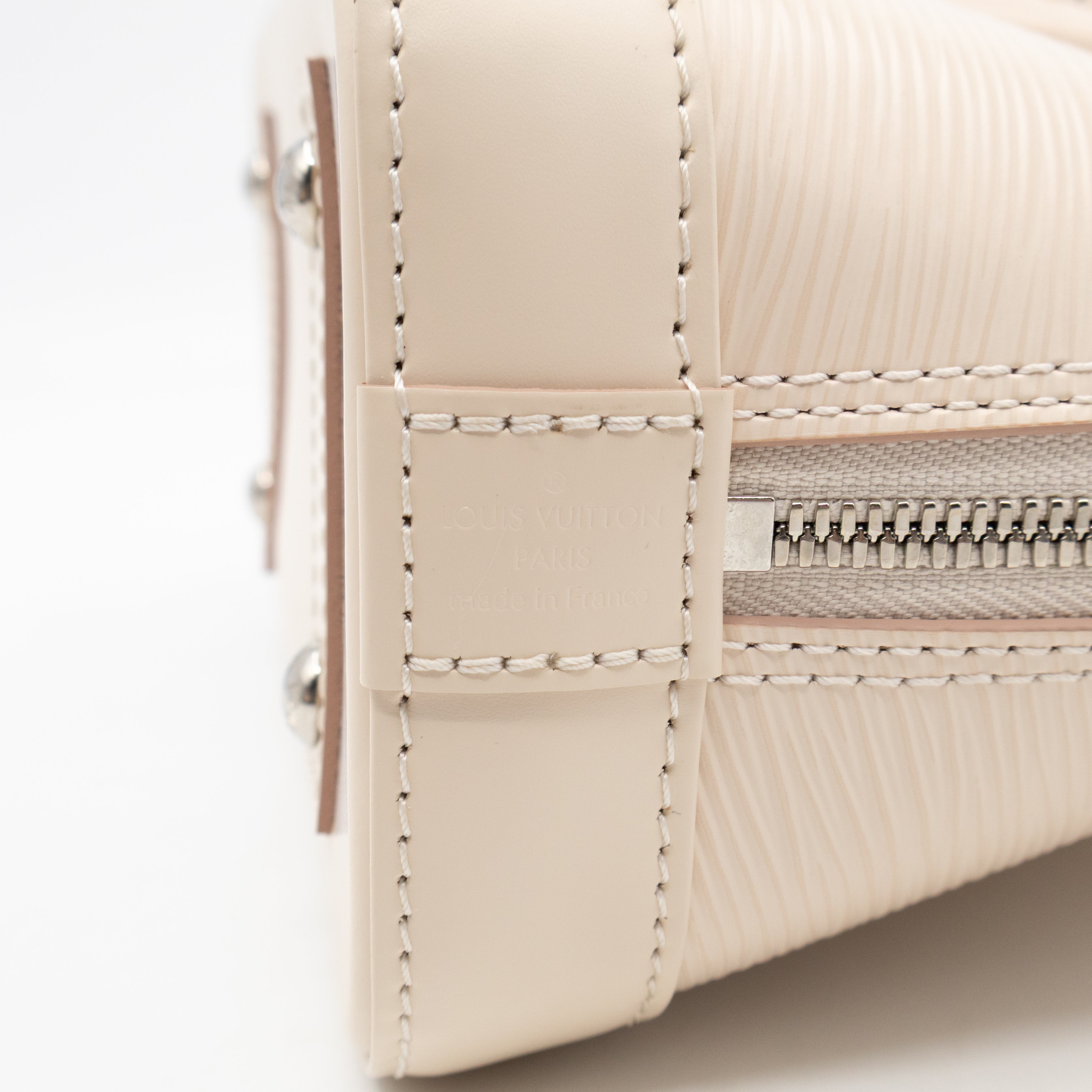 Alma BB Quartz Epi Leather