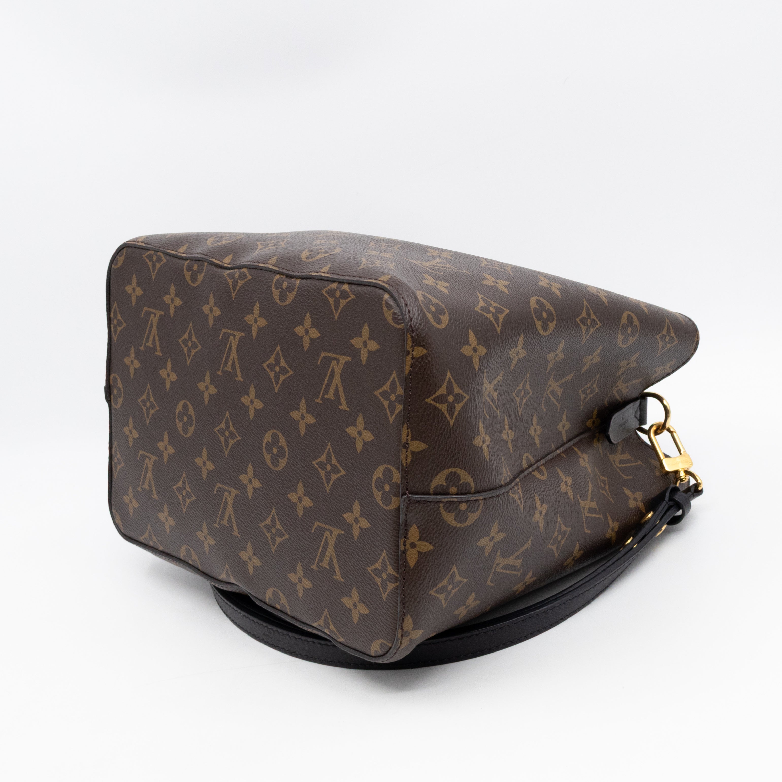 Neonoe Monogram Black