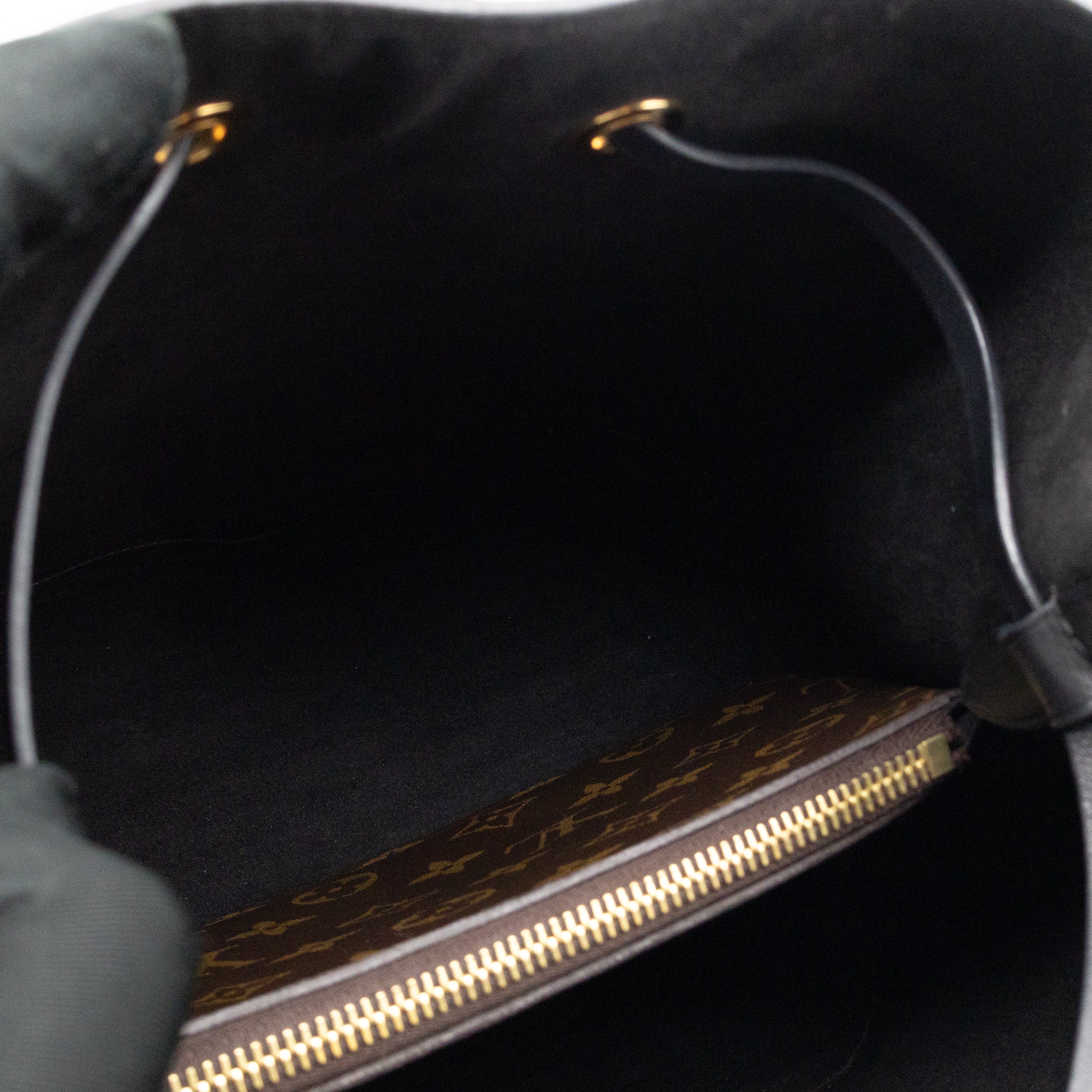 Neonoe Monogram Black