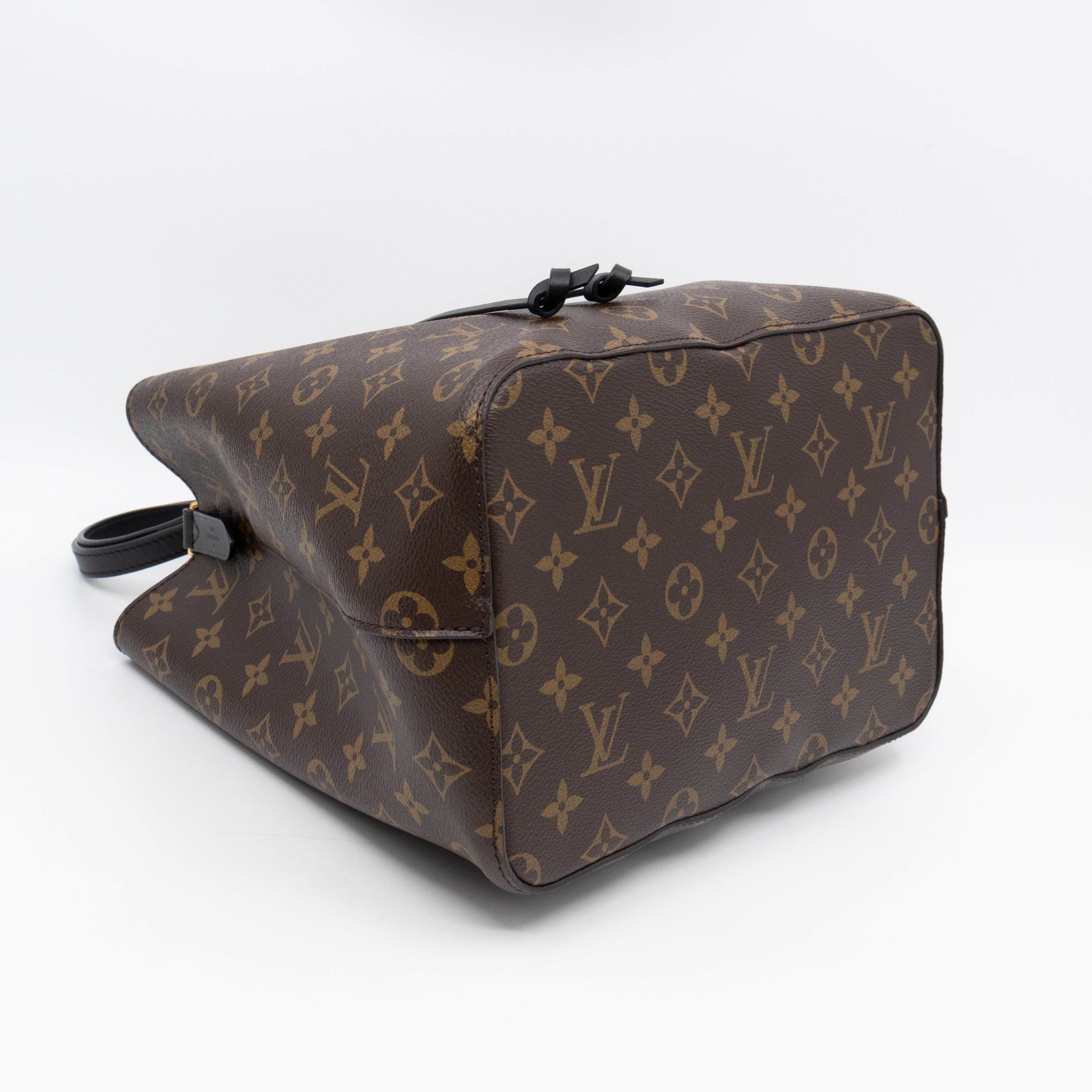 Neonoe Monogram Black