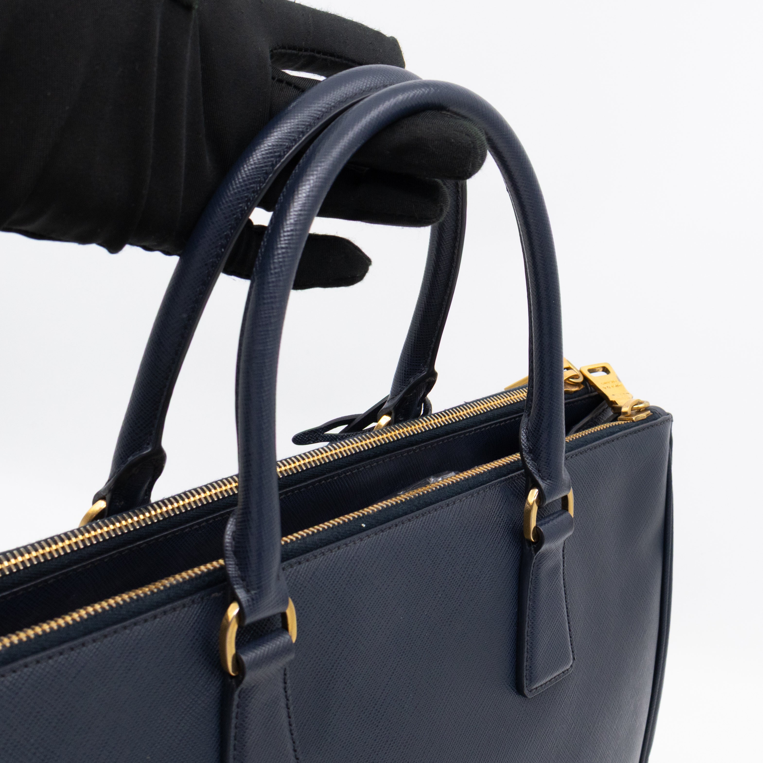 Galleria Large Double Zip Navy Saffiano Leather