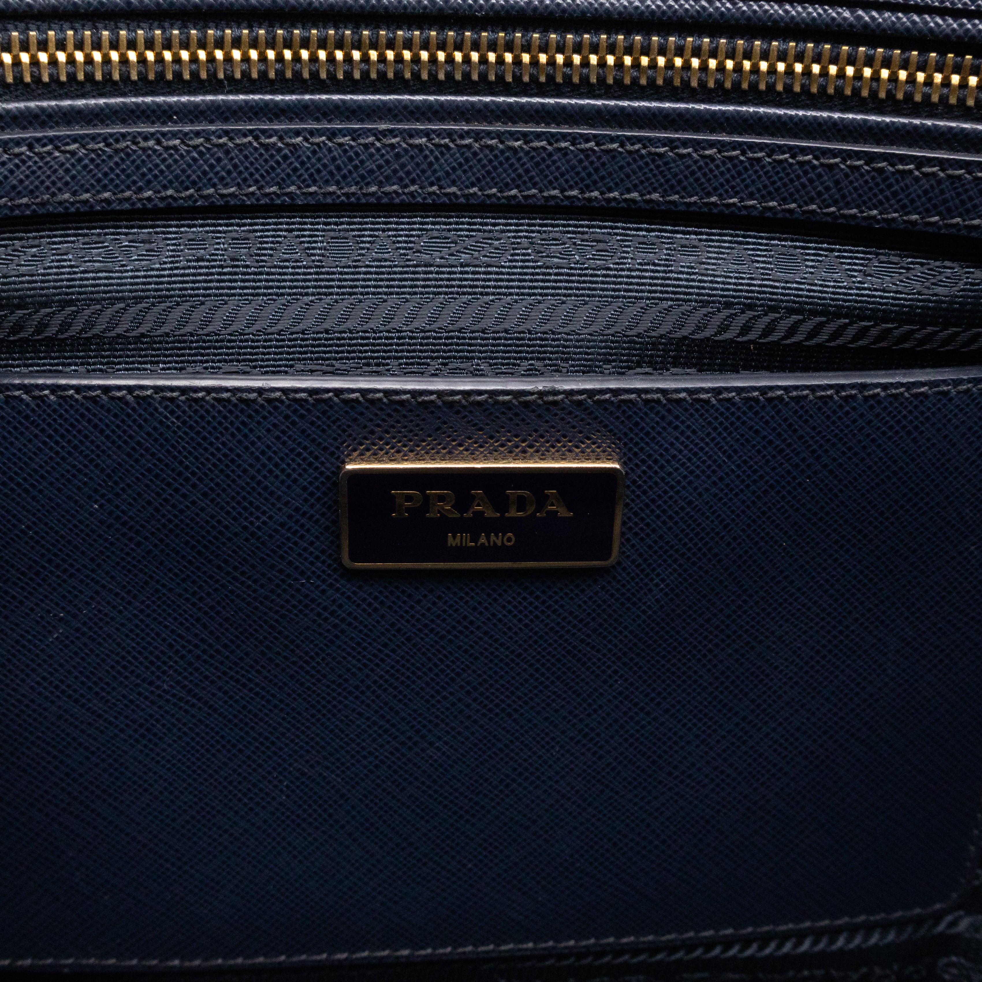 Galleria Large Double Zip Navy Saffiano Leather