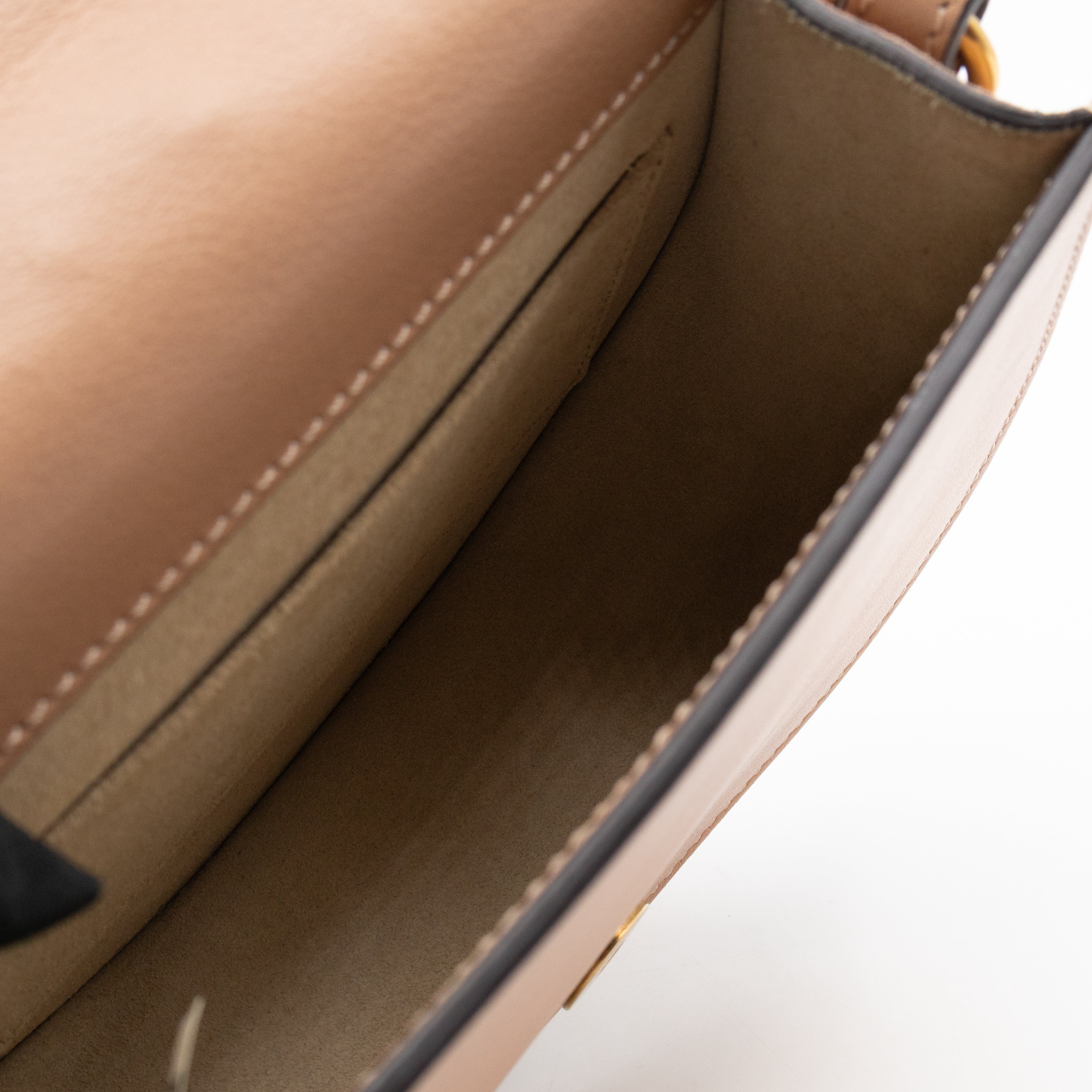 Small Nile Bracelet Bag Rose Beige Leather