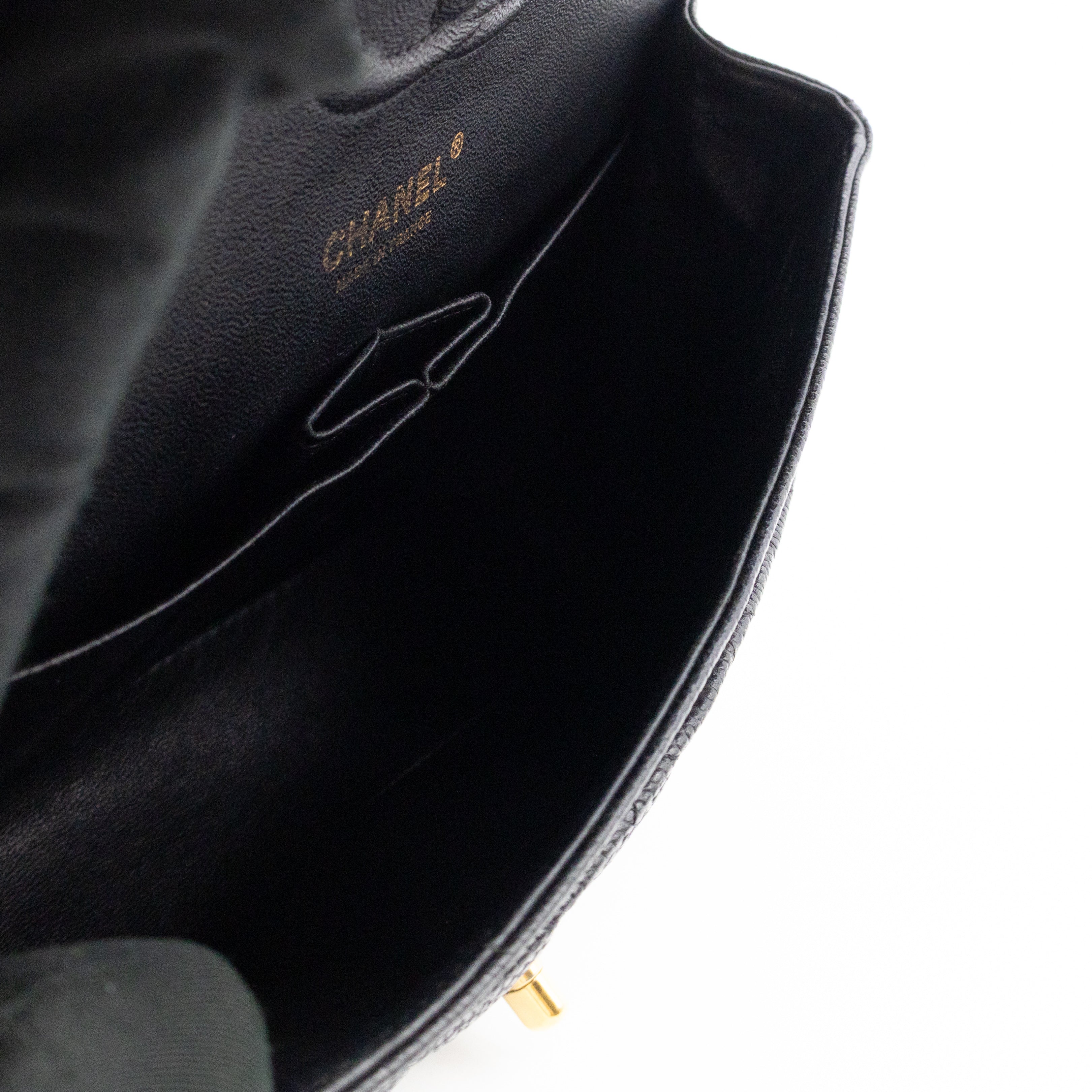 Classic Double Flap Medium Black Caviar Leather Gold