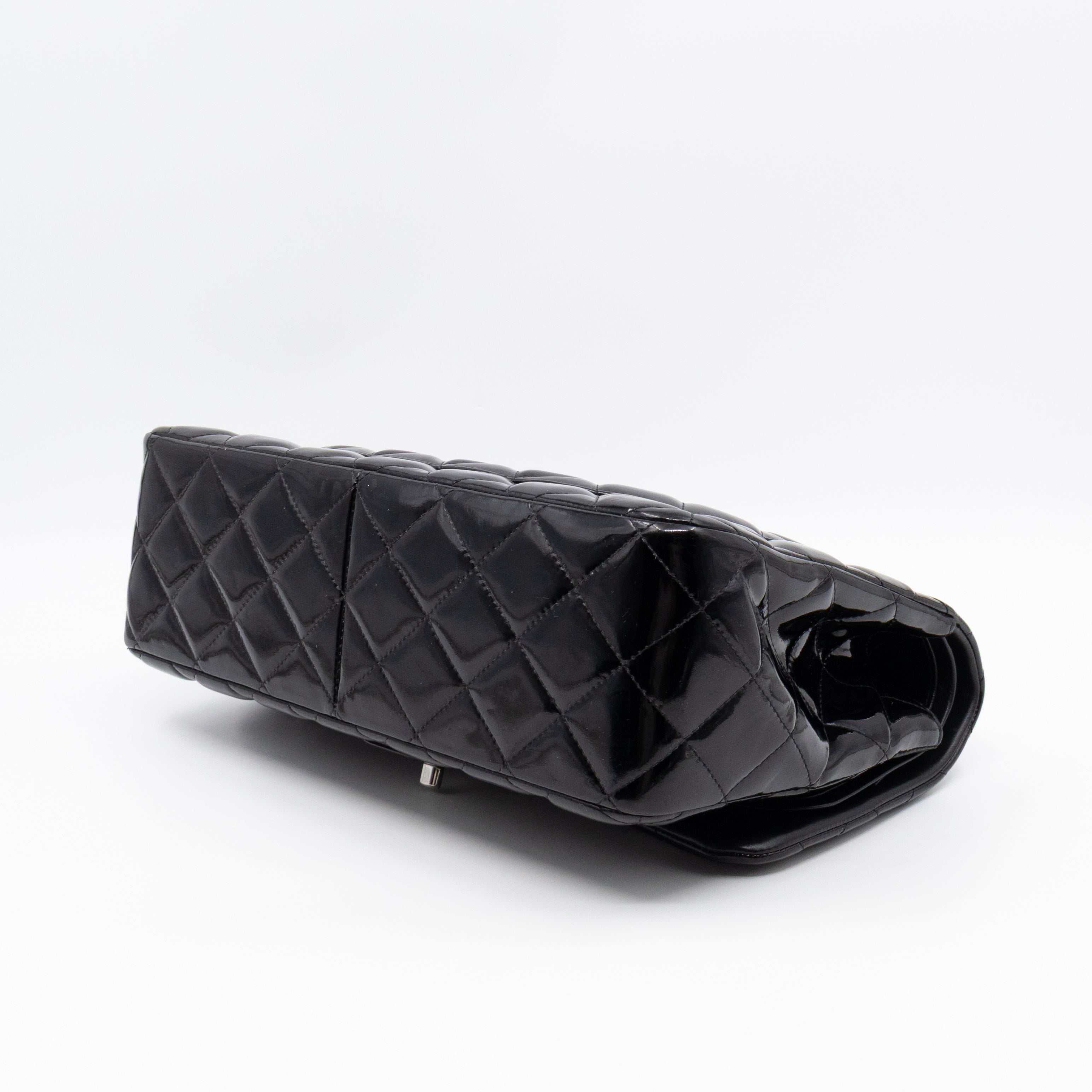 Classic Double Flap Jumbo Black Patent Leather