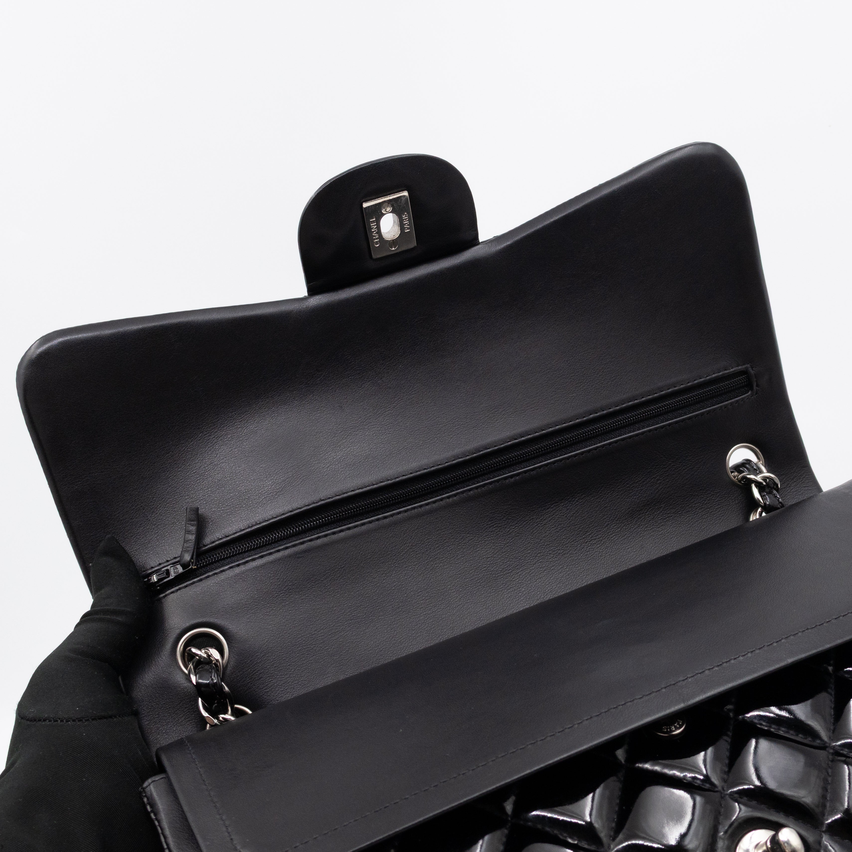 Classic Double Flap Jumbo Black Patent Leather