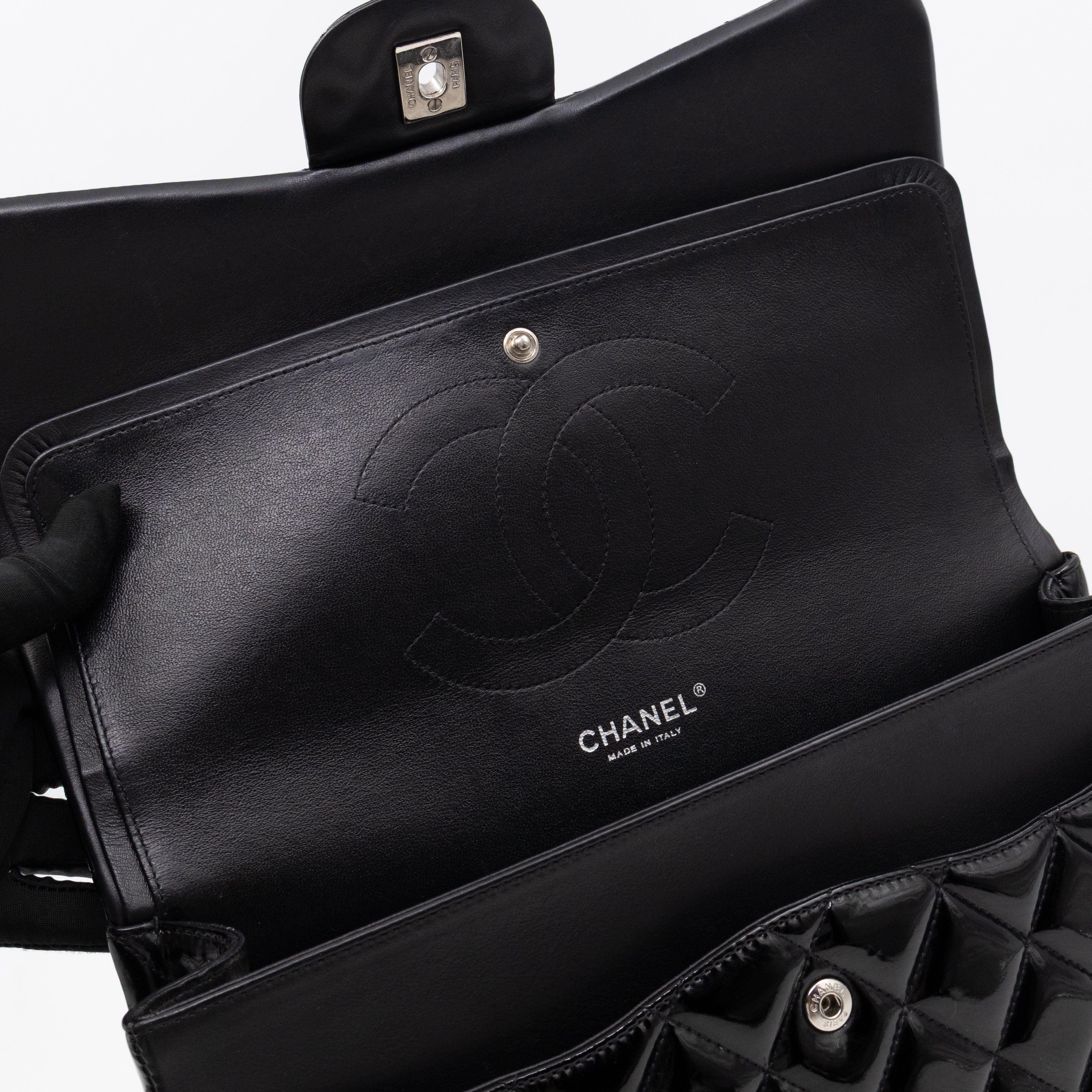 Classic Double Flap Jumbo Black Patent Leather