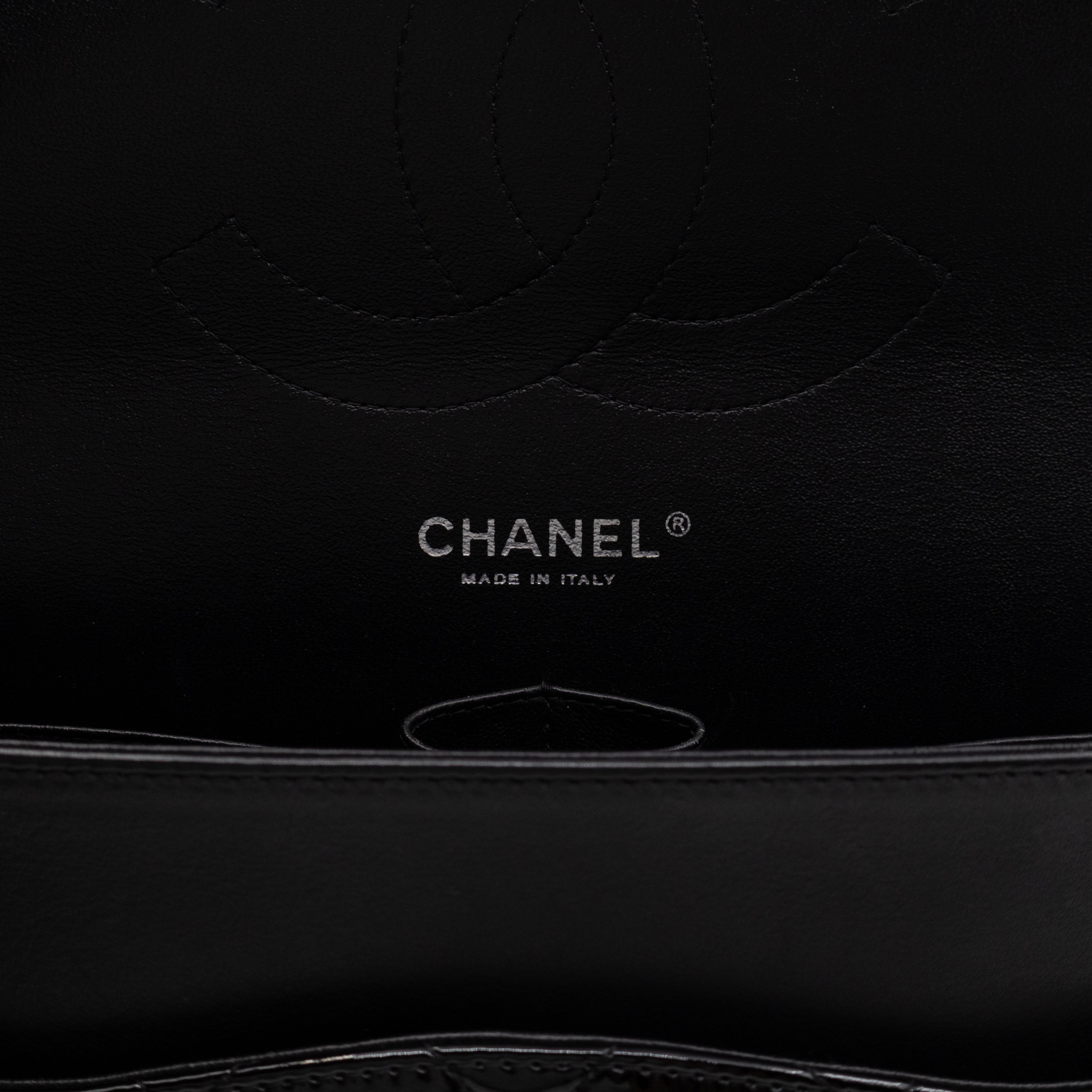 Classic Double Flap Jumbo Black Patent Leather