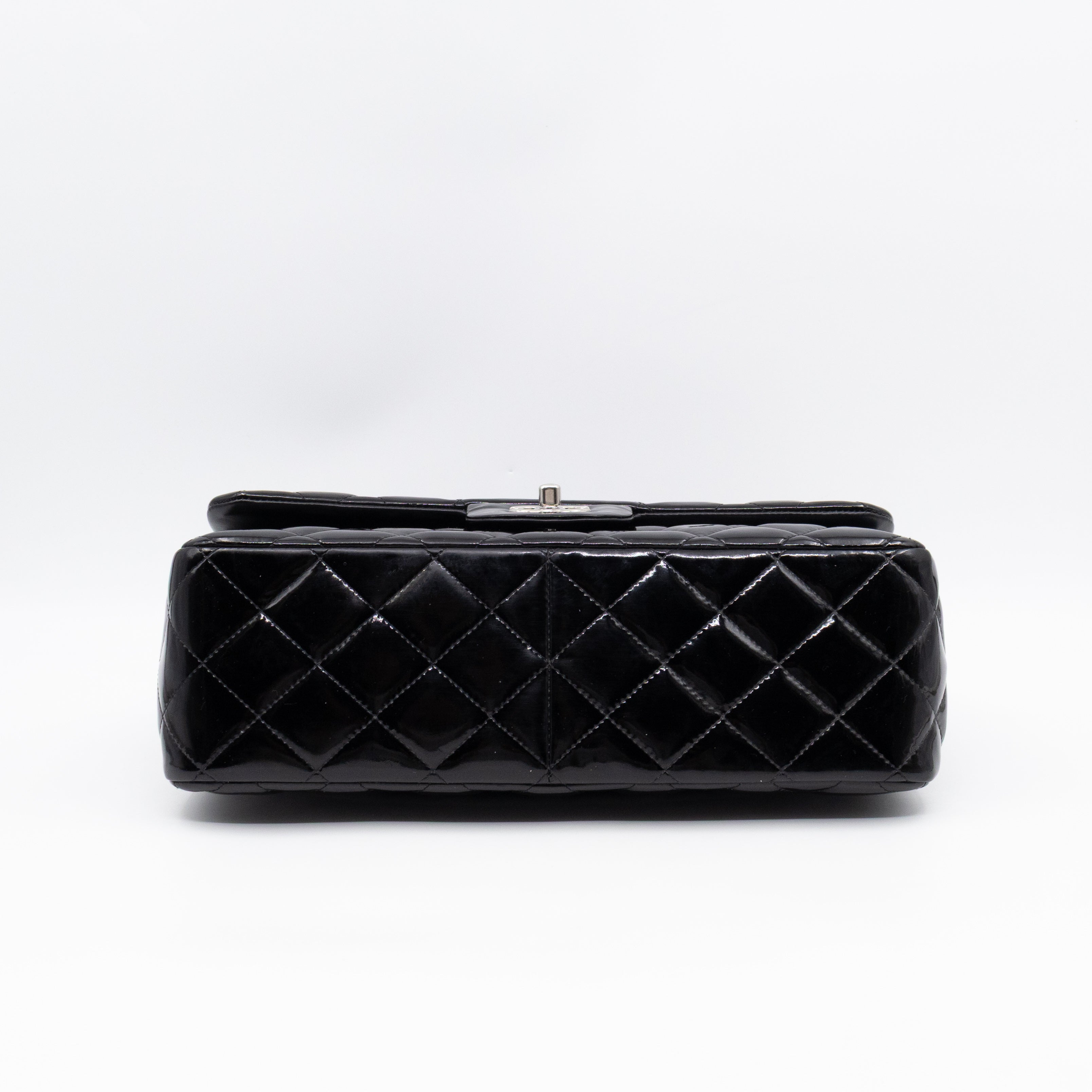 Classic Double Flap Jumbo Black Patent Leather