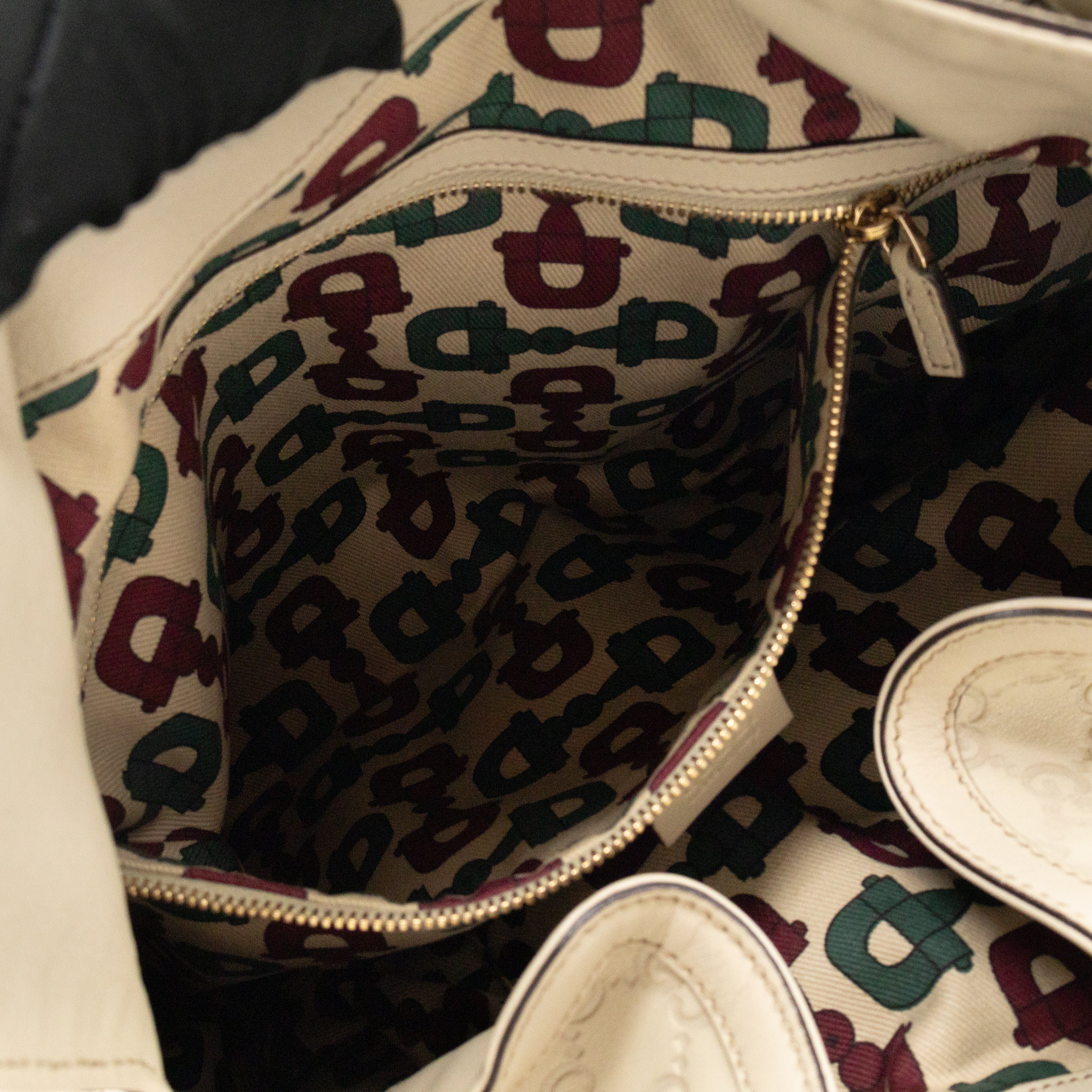 Indy Top Handle Guccissima Ivory Leather
