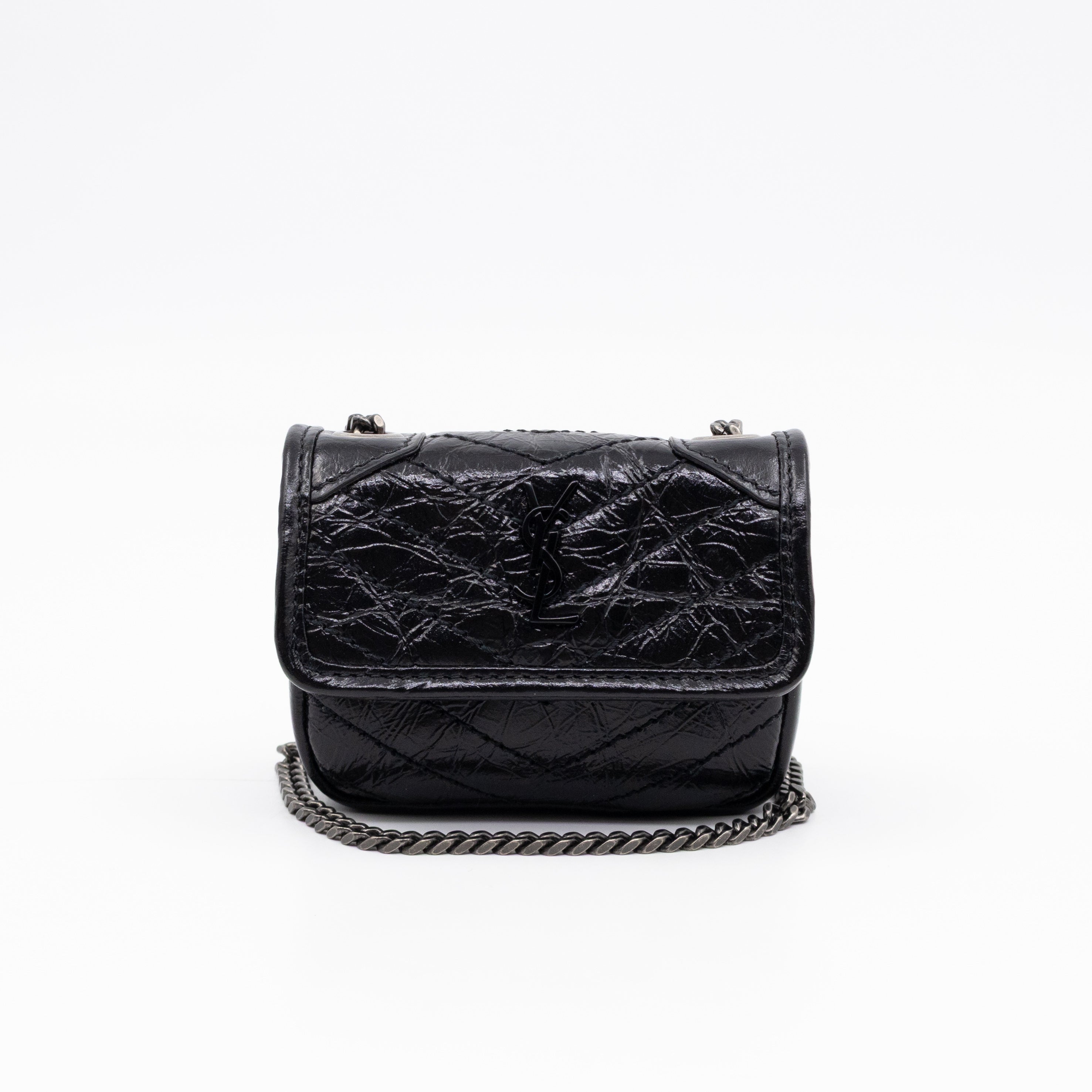 Niki Airpod Case Black Crinkled Leather