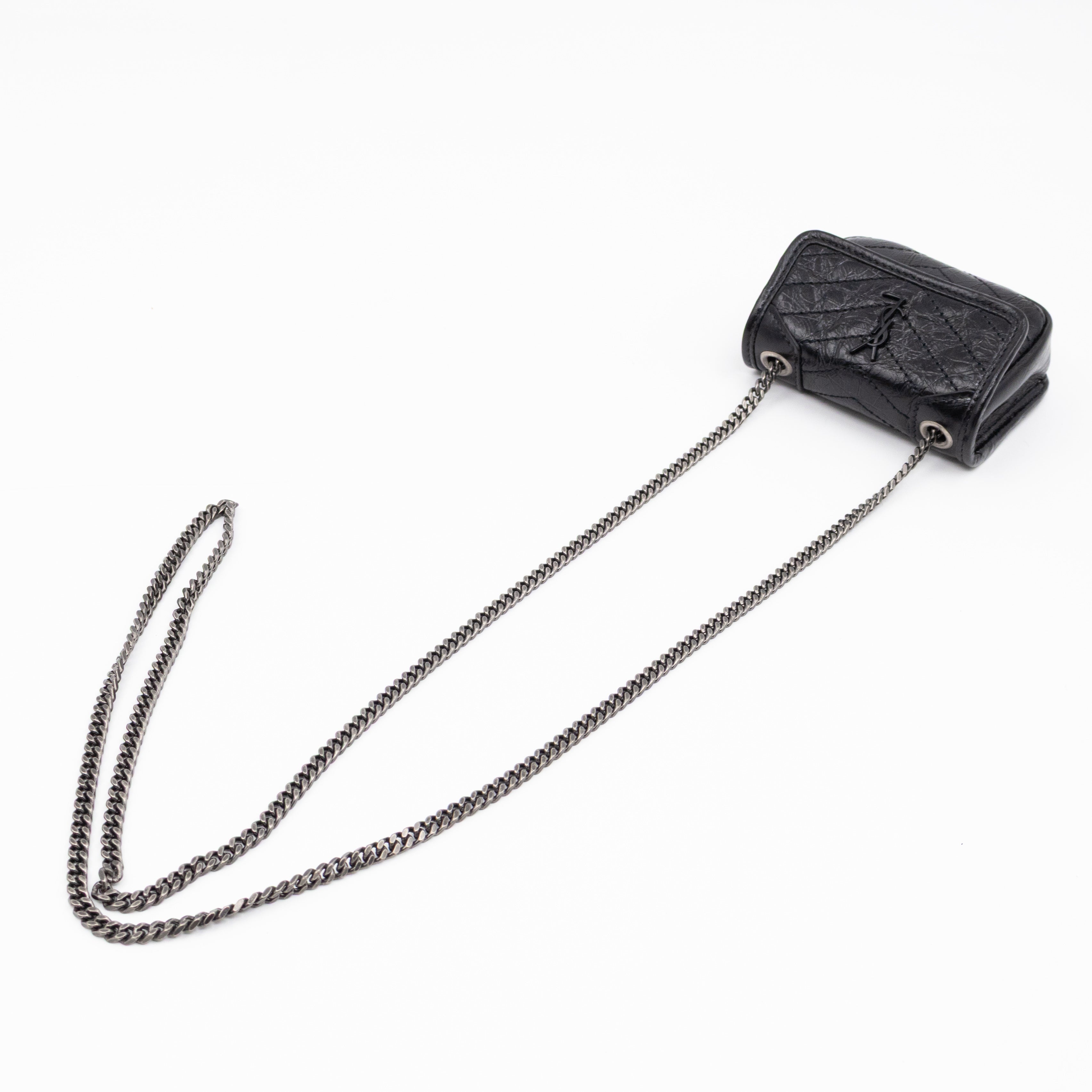 Niki Airpod Case Black Crinkled Leather
