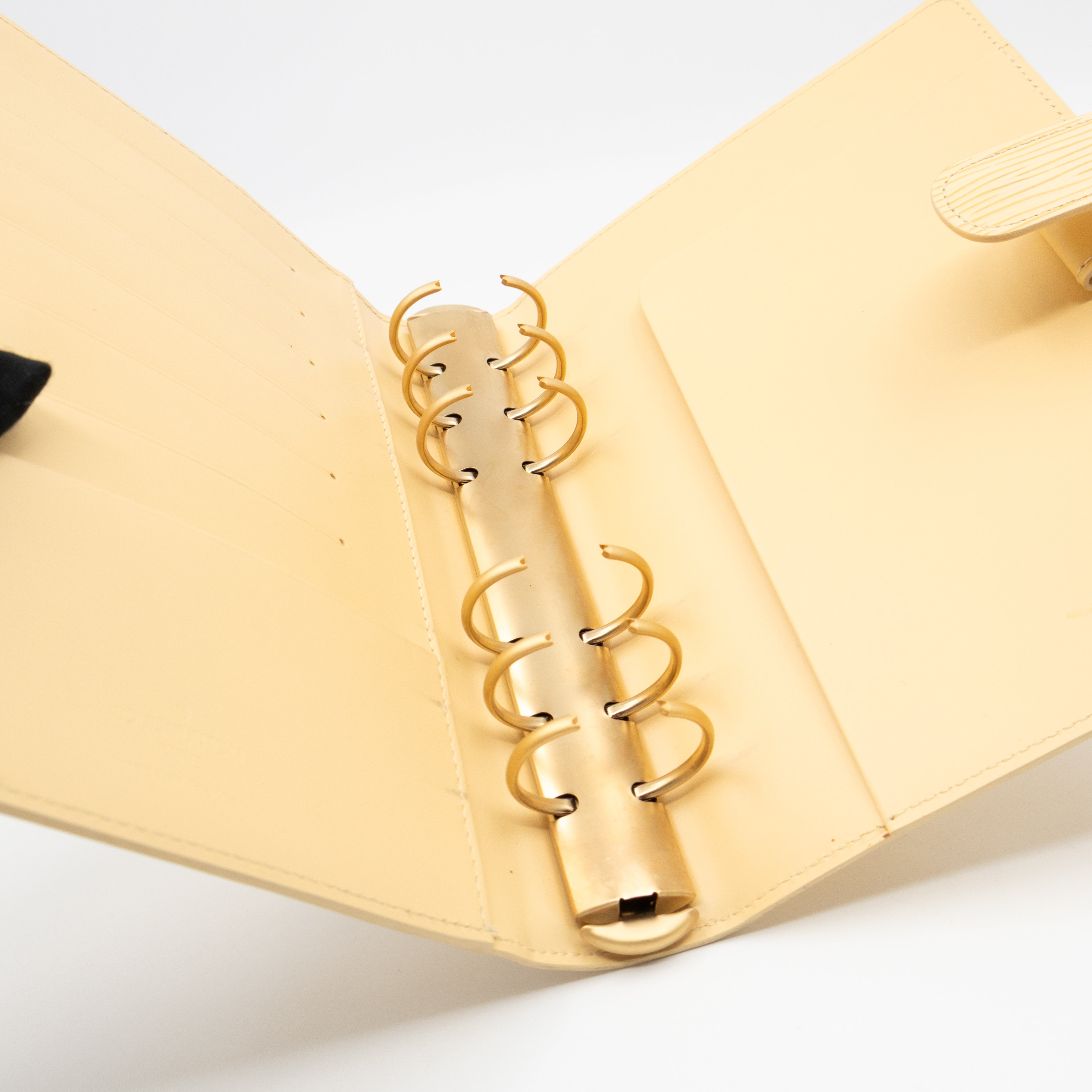 Medium Ring Agenda Cover Vanilla Epi Leather