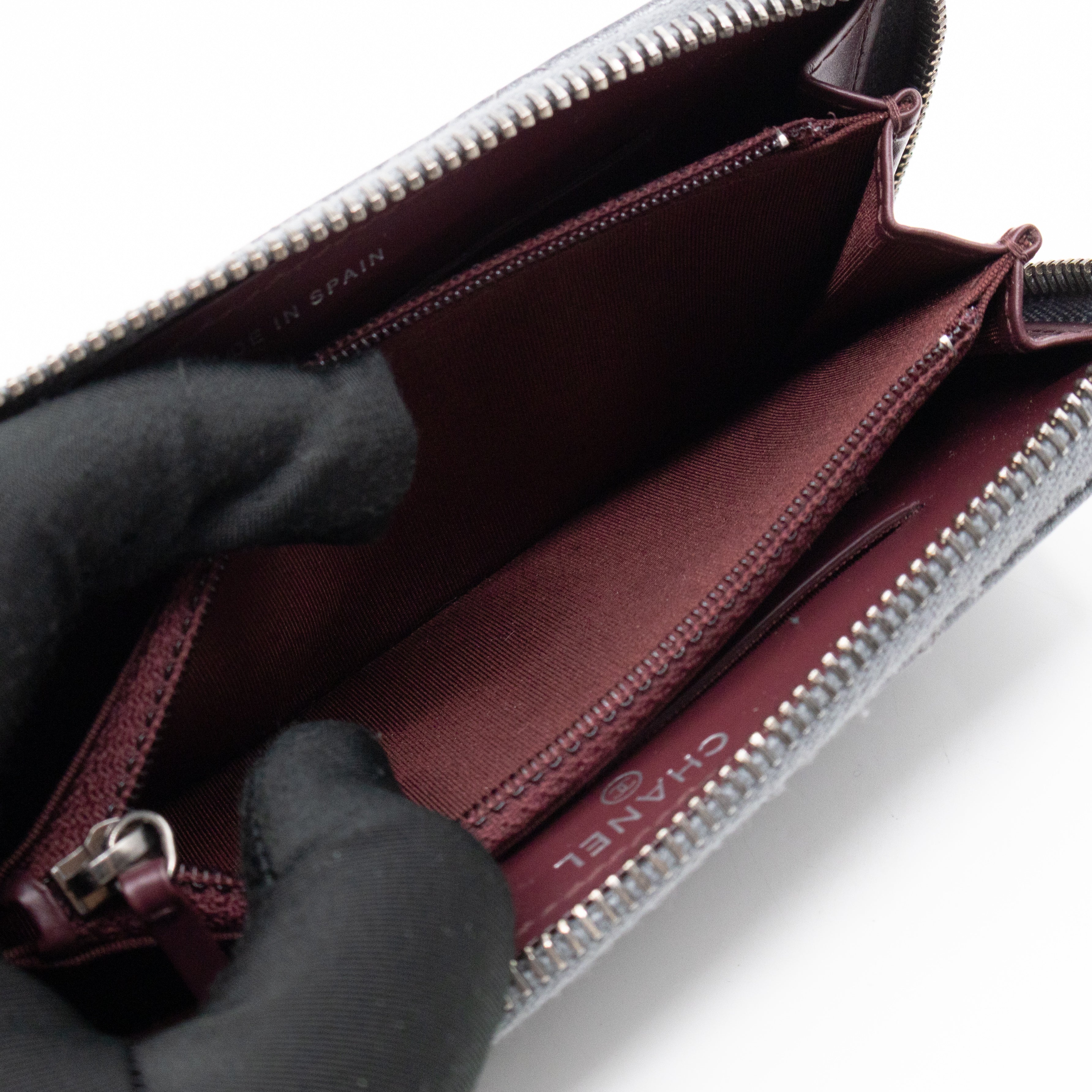 Medium Zipped Wallet Grey Metallic Leather