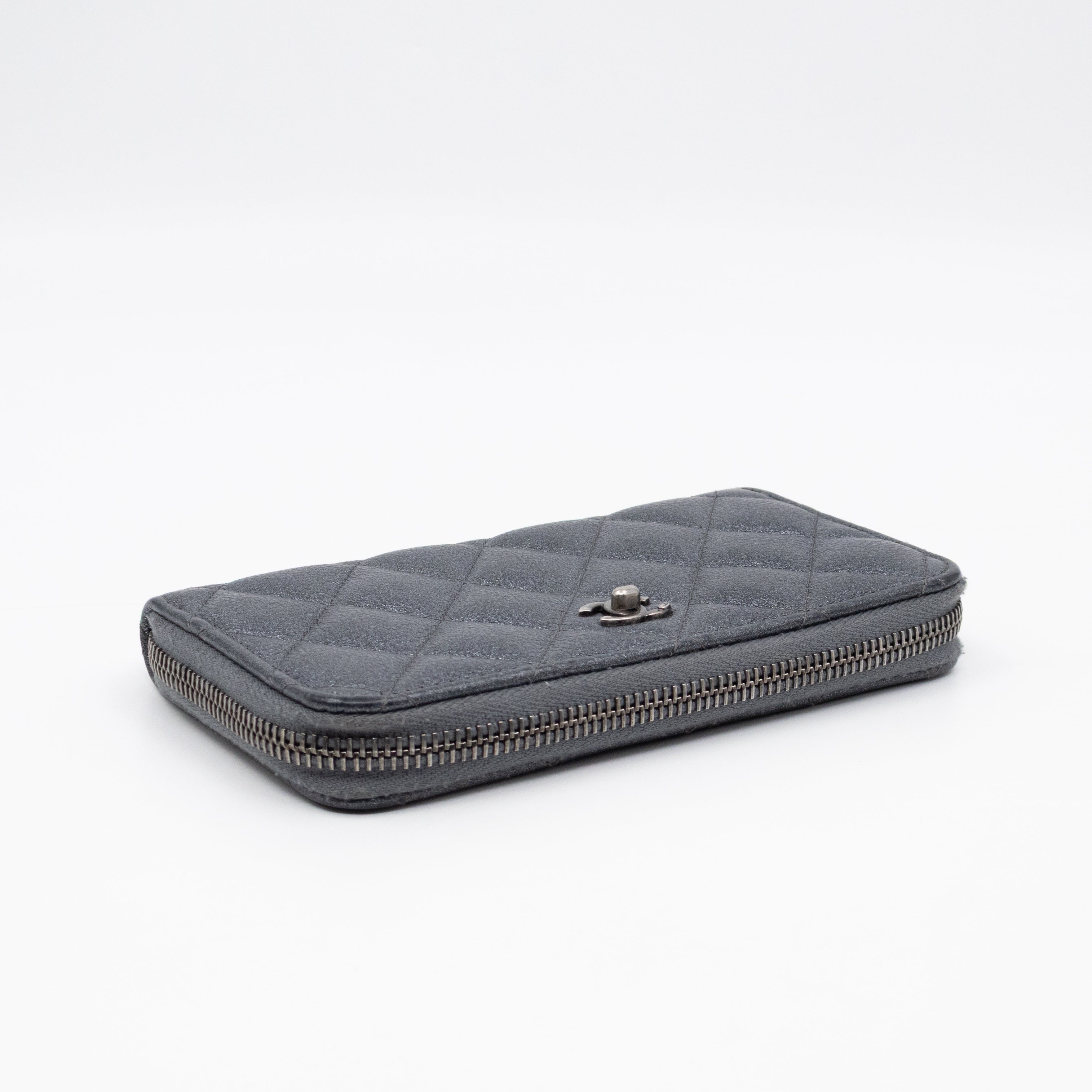 Medium Zipped Wallet Grey Metallic Leather