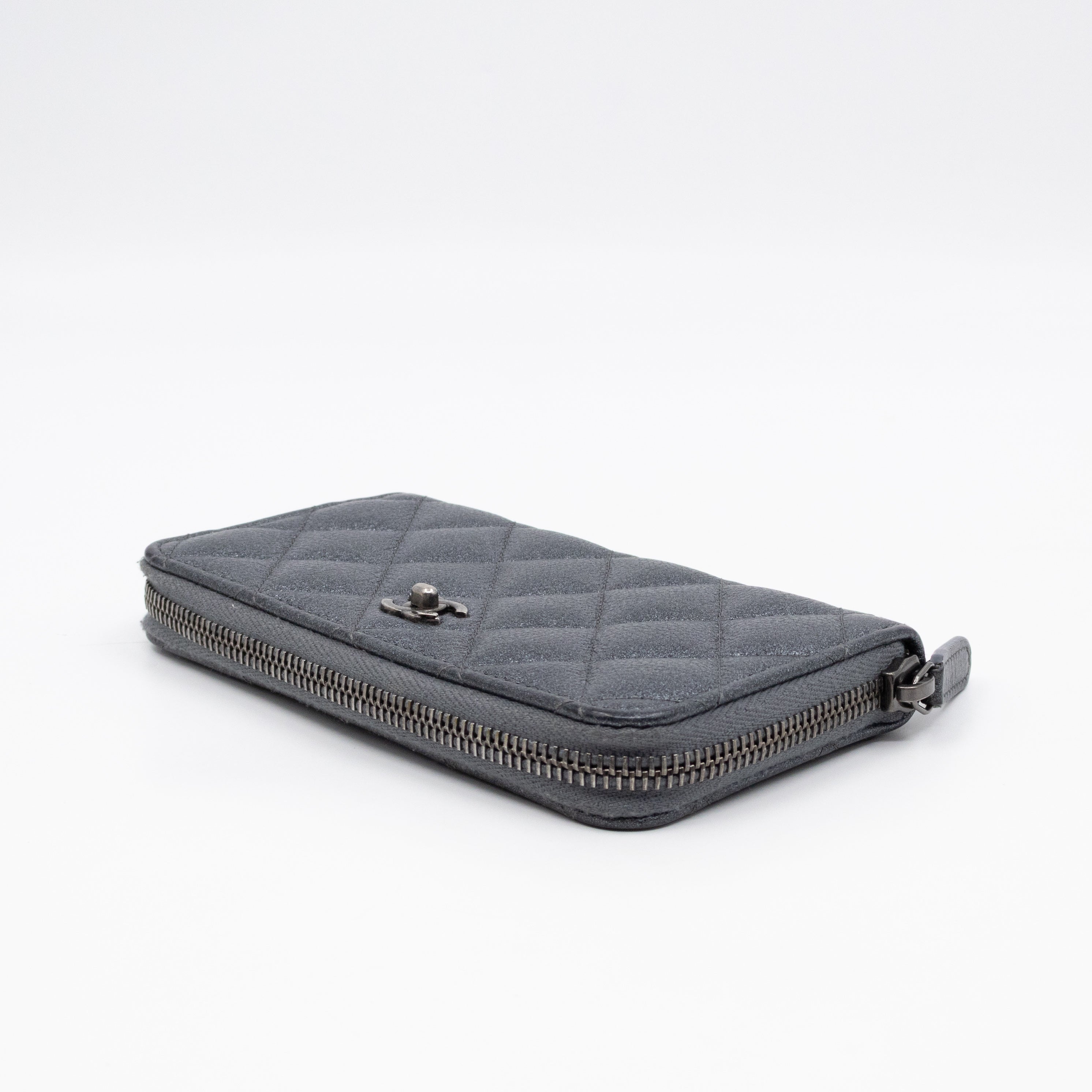 Medium Zipped Wallet Grey Metallic Leather