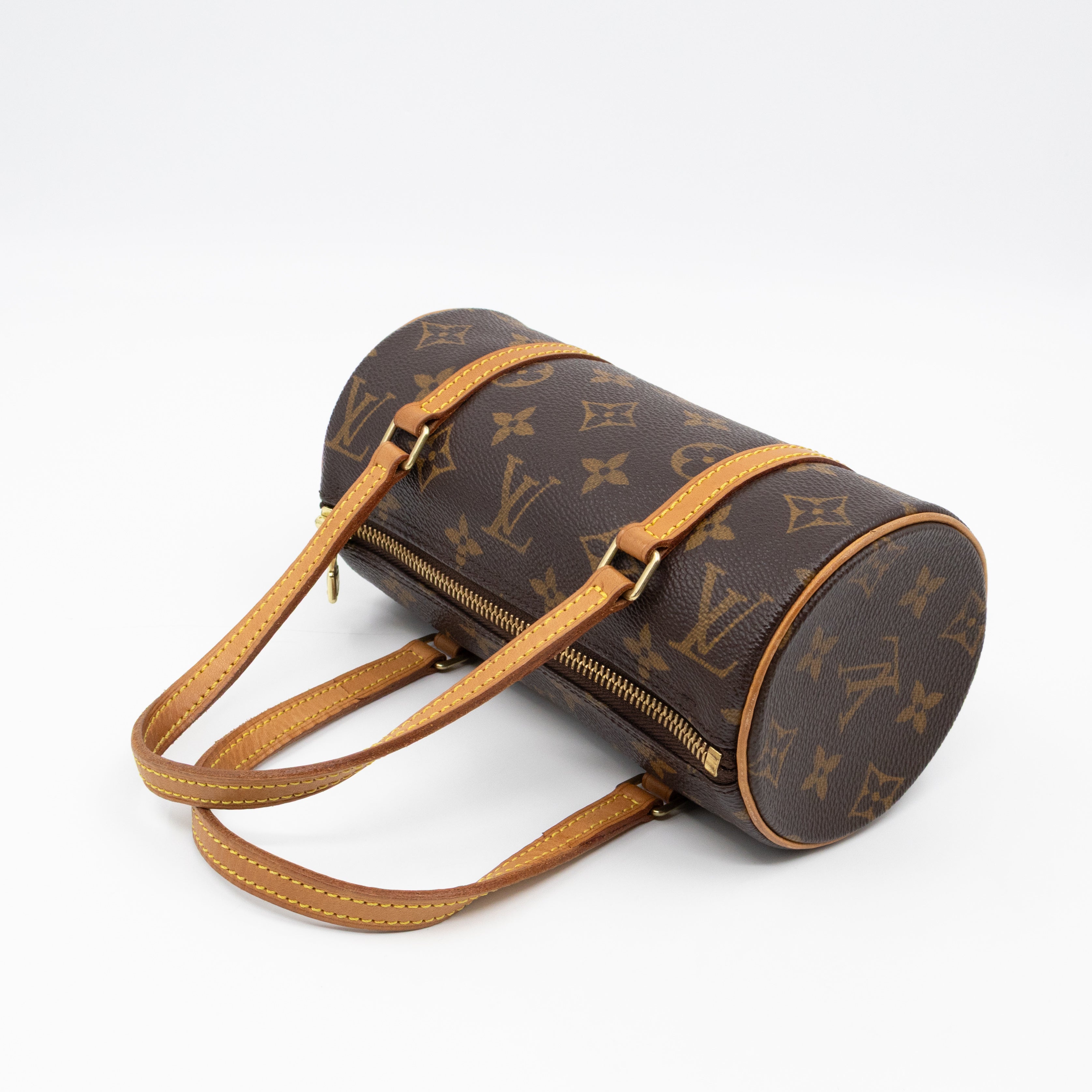 Papillon 19 Monogram