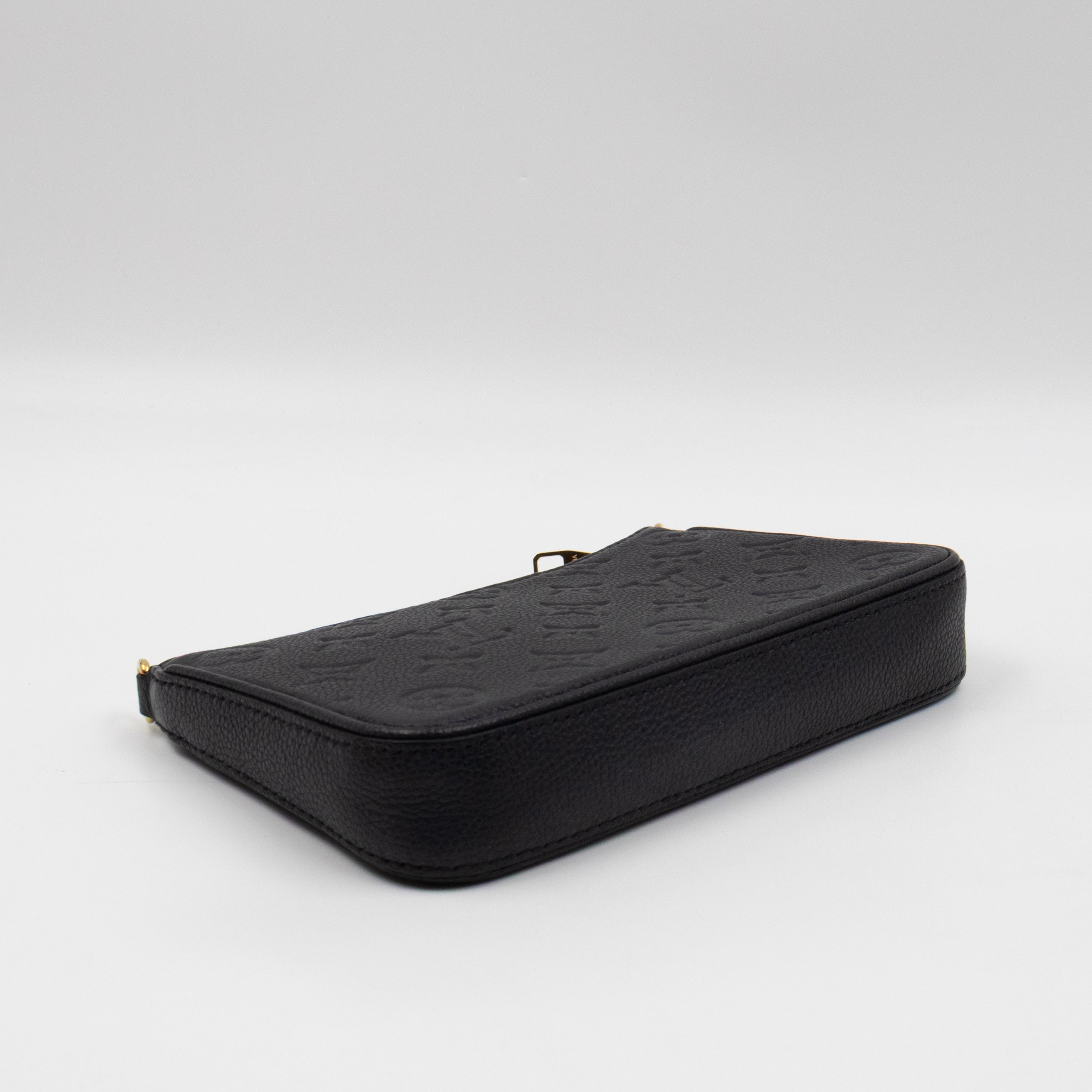 Easy Pouch On Strap Black Monogram Empreinte