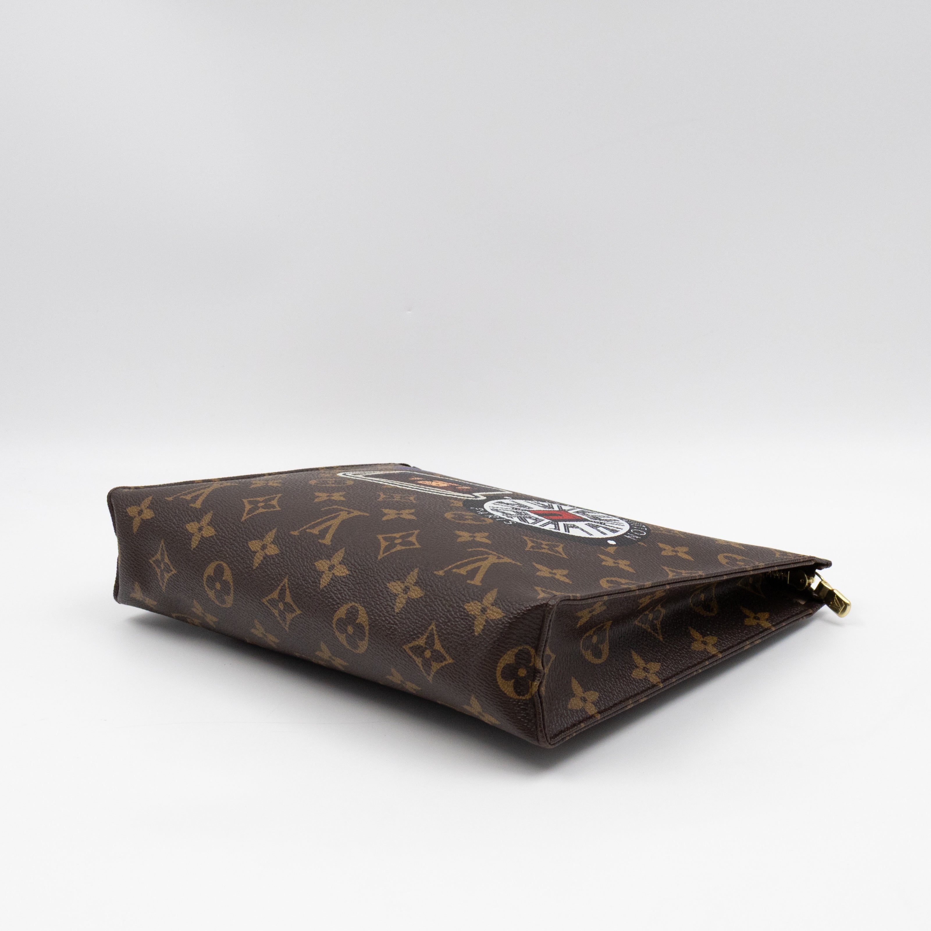Toiletry Pouch 26 World Tour Monogram