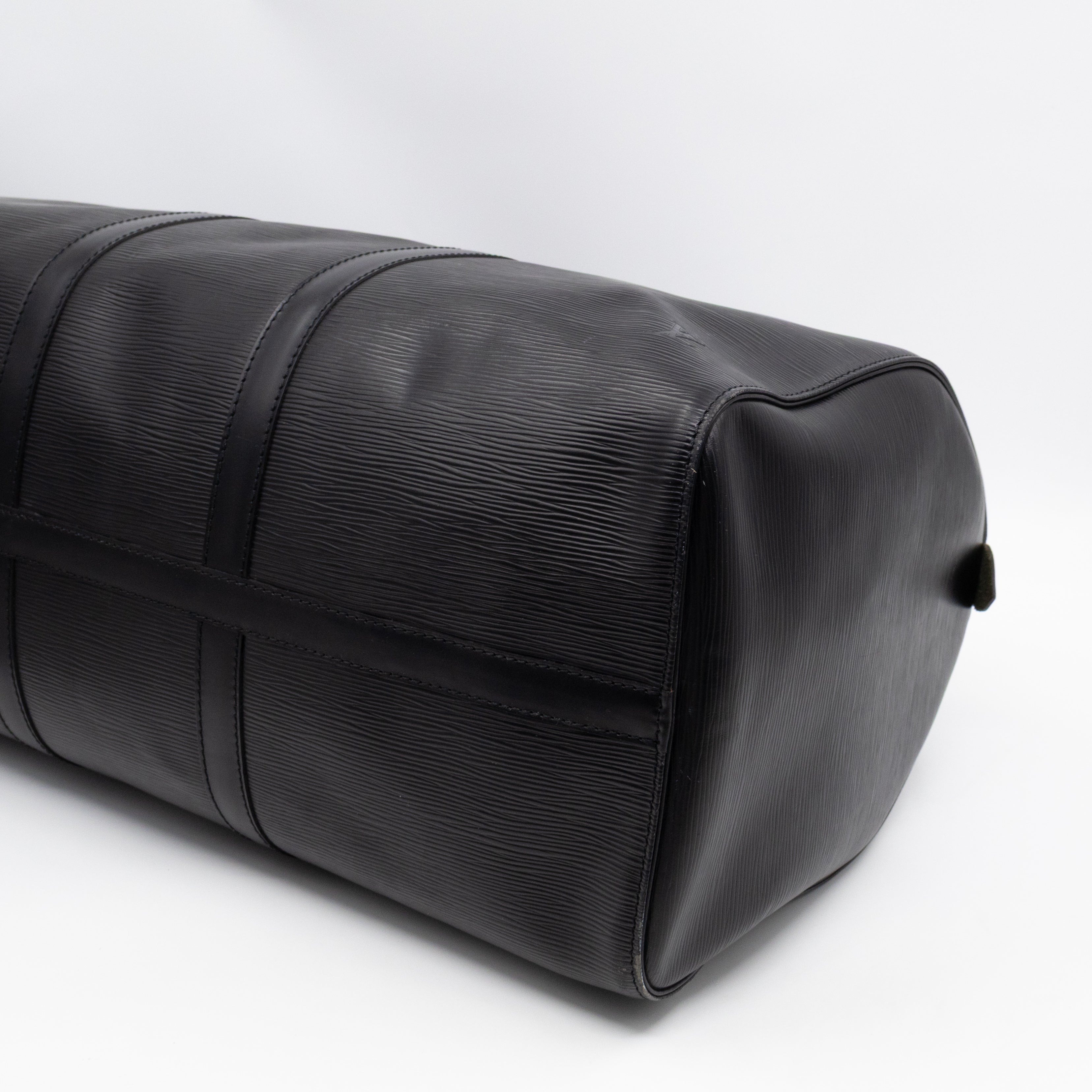 Keepall 50 Black Epi Leather
