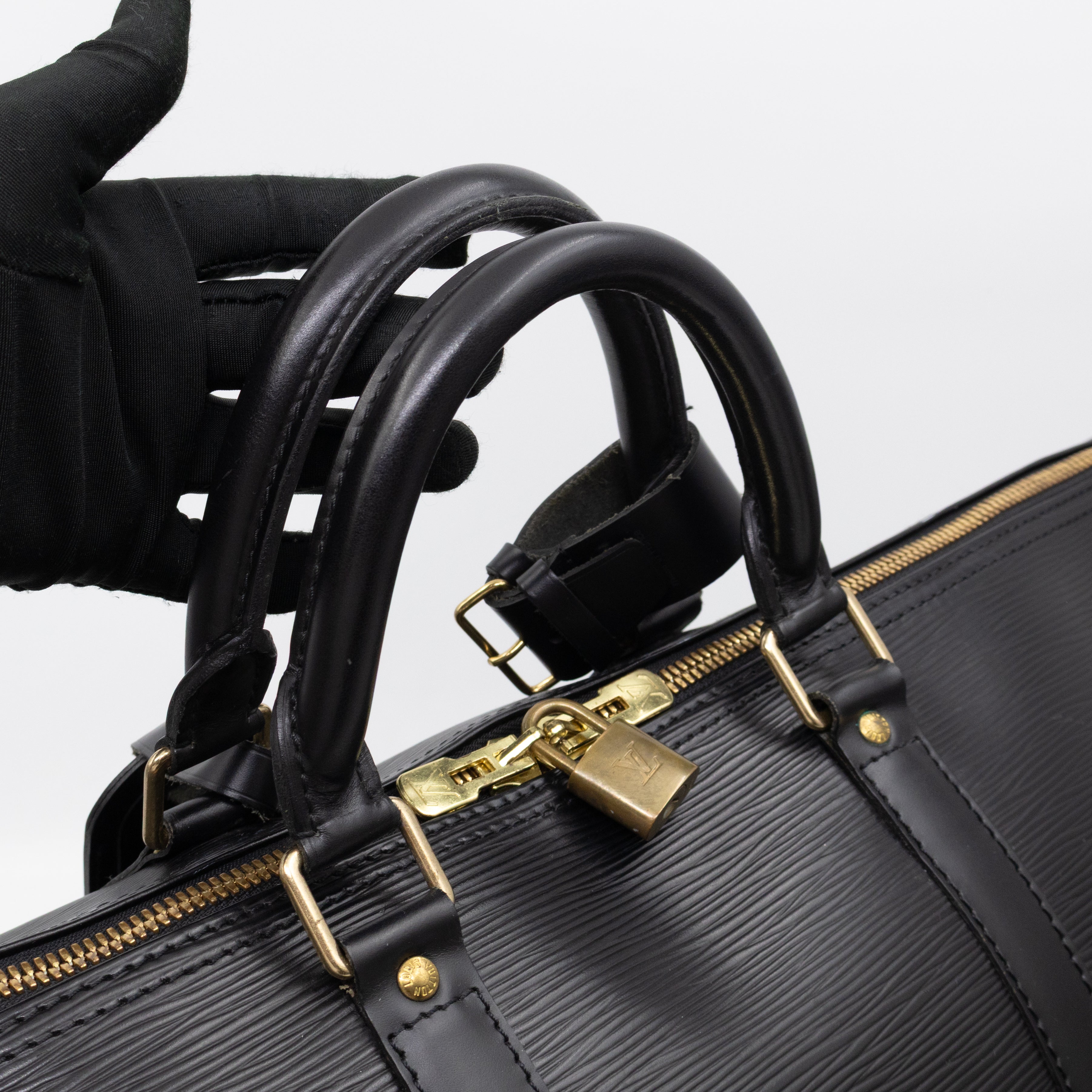 Keepall 50 Black Epi Leather