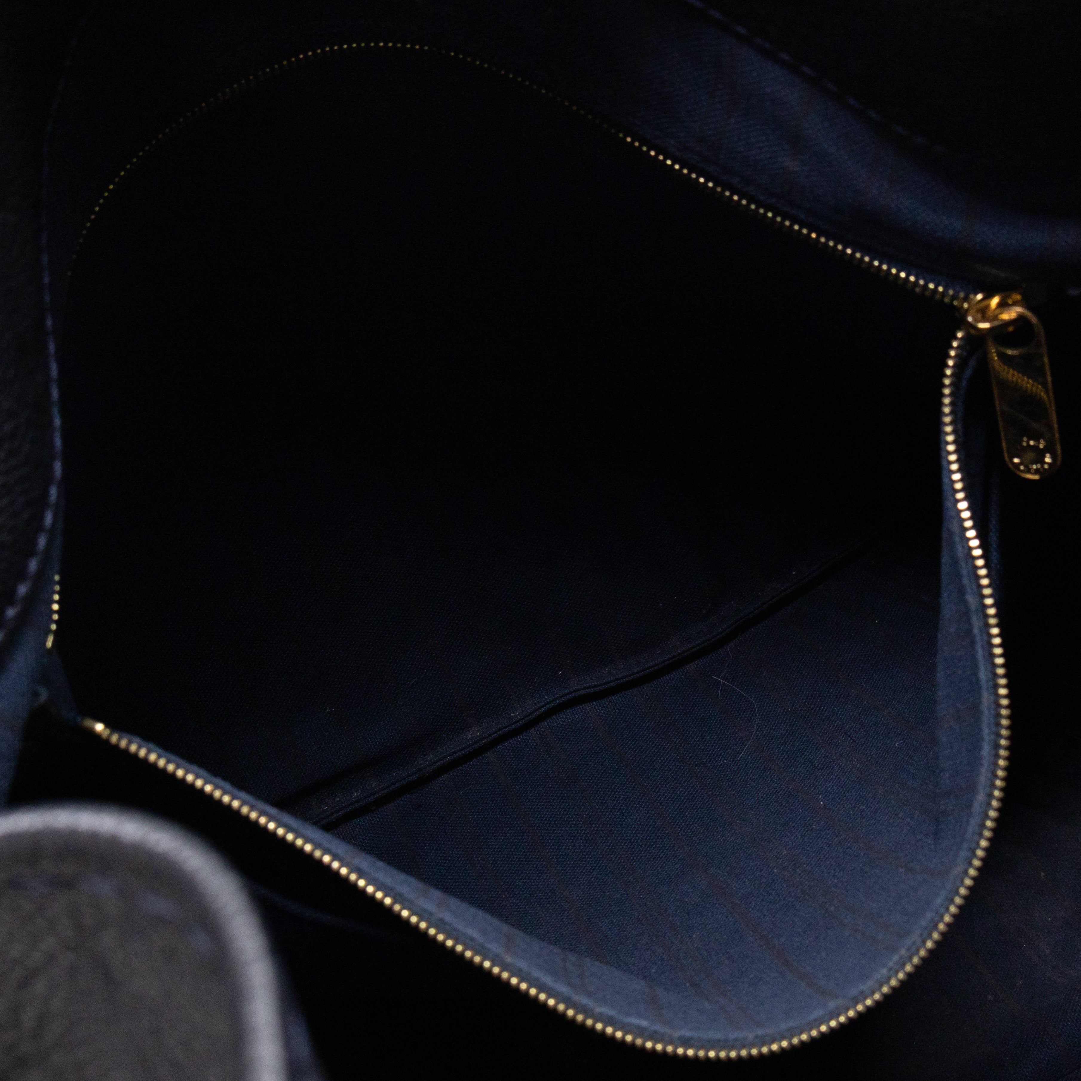 Artsy MM Monogram Empreinte Black