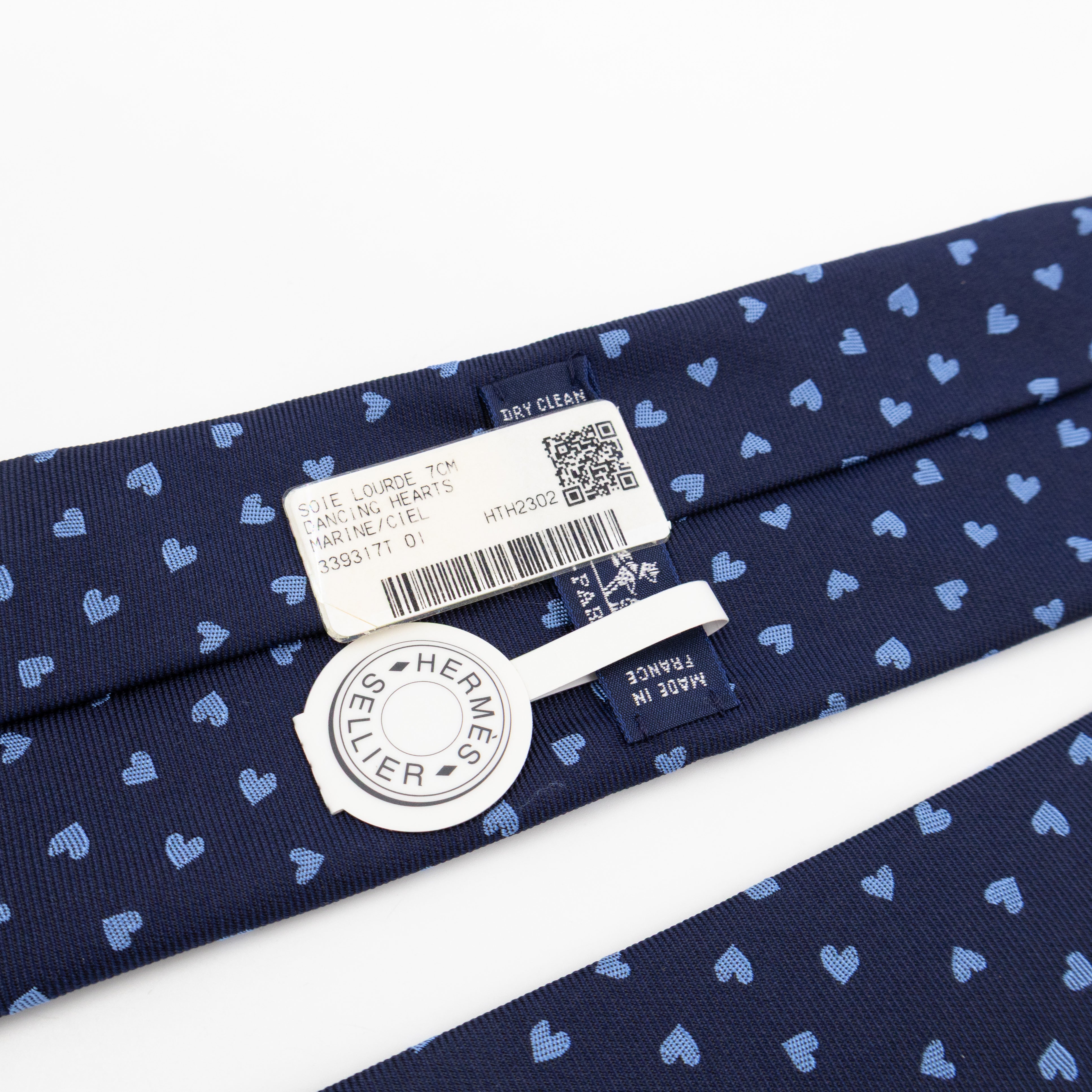 Dancing Hearts Tie Blue