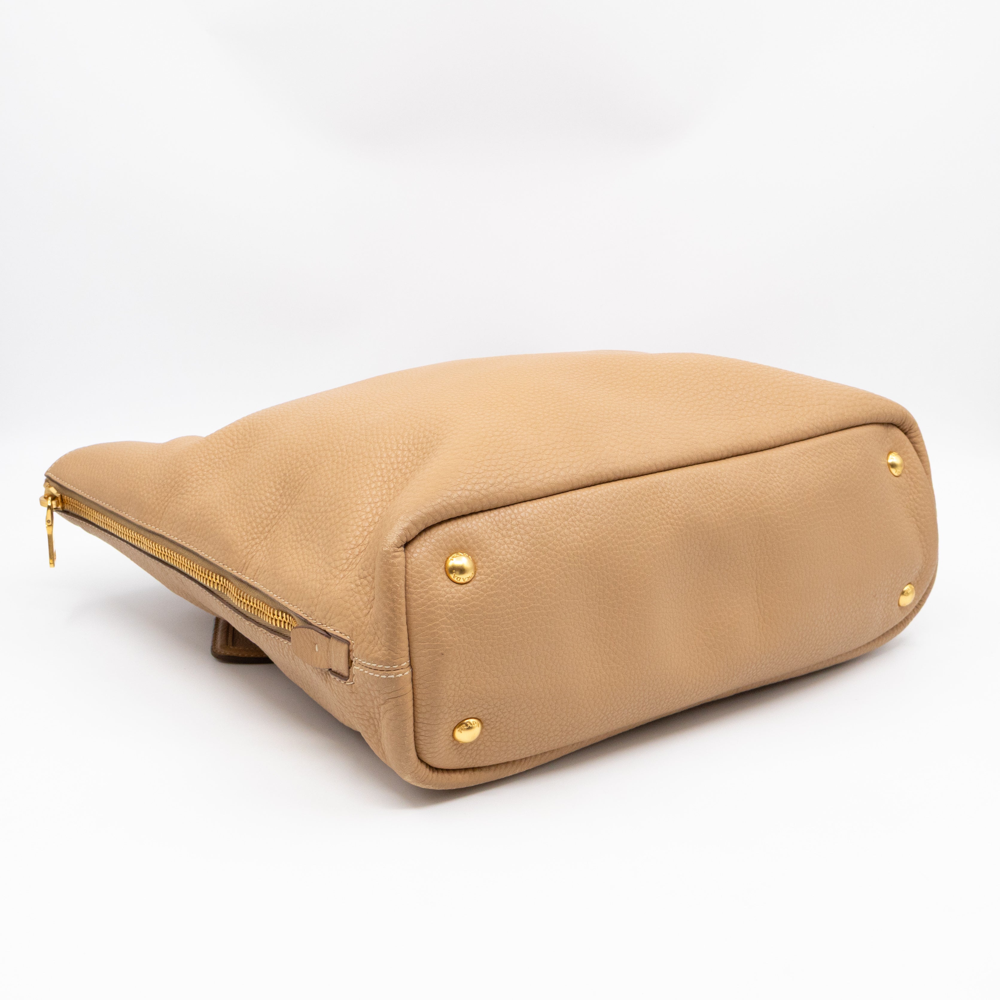 Shopping Bag with Side Zippers Beige Leather
