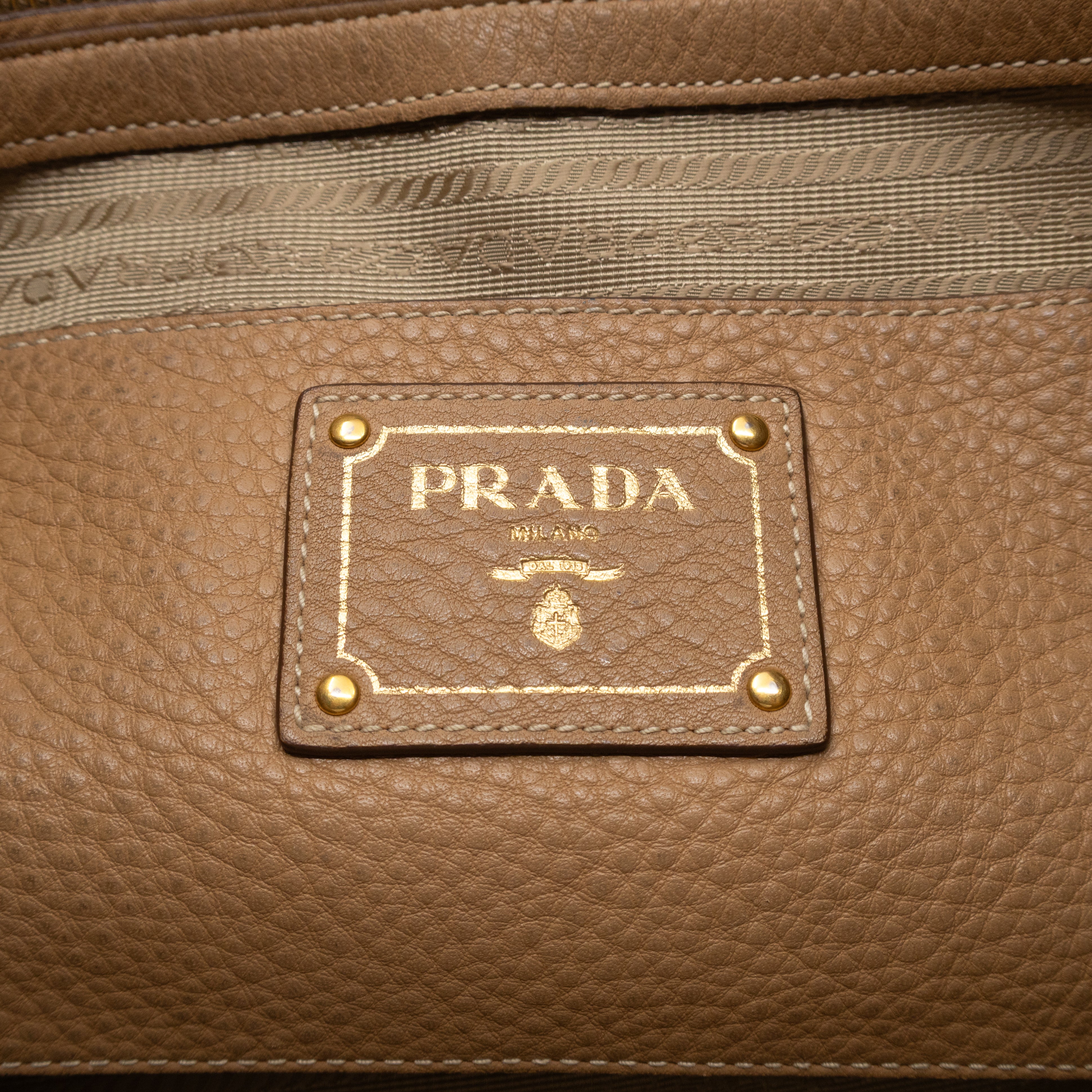 Shopping Bag with Side Zippers Beige Leather