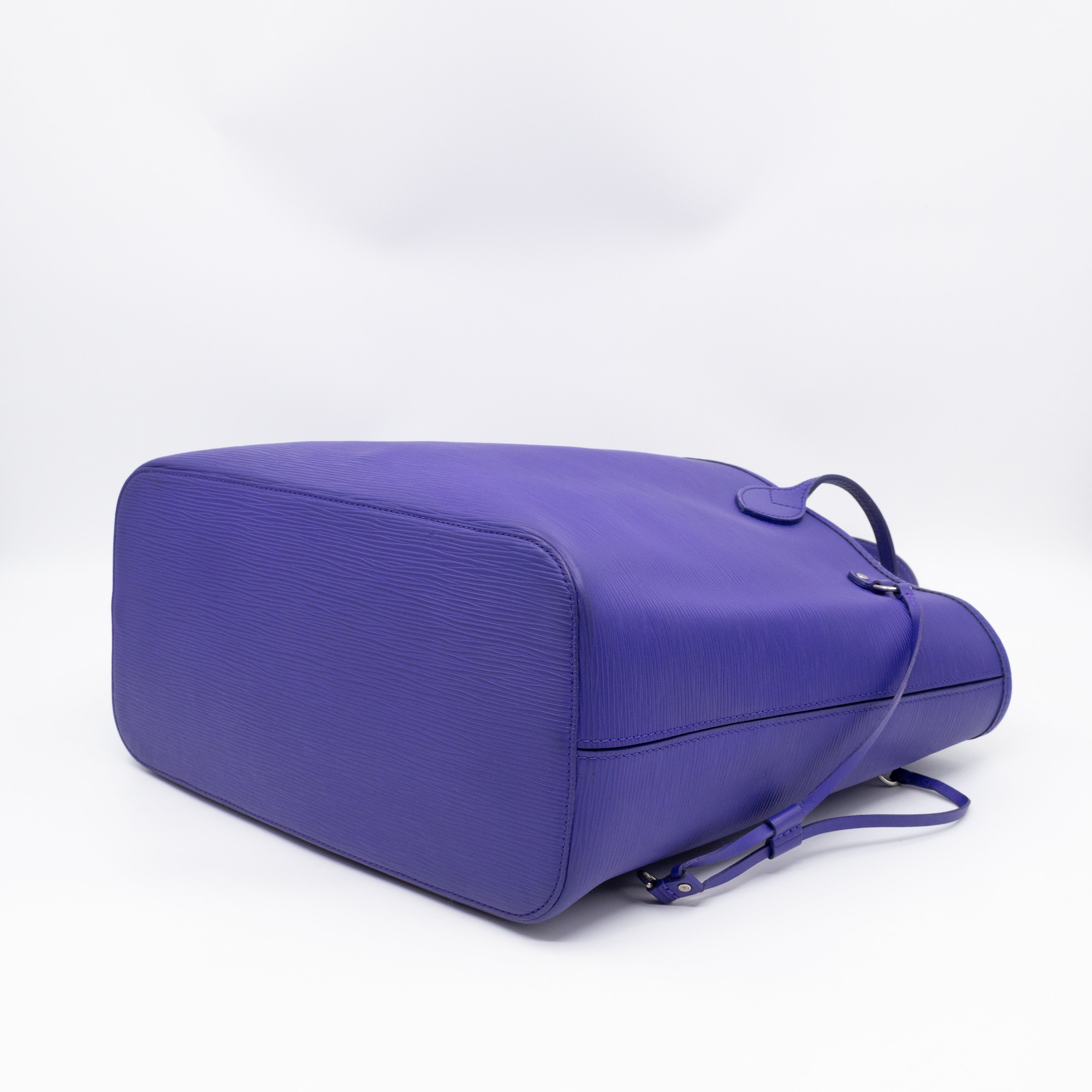 Neverfull MM Purple Epi Leather