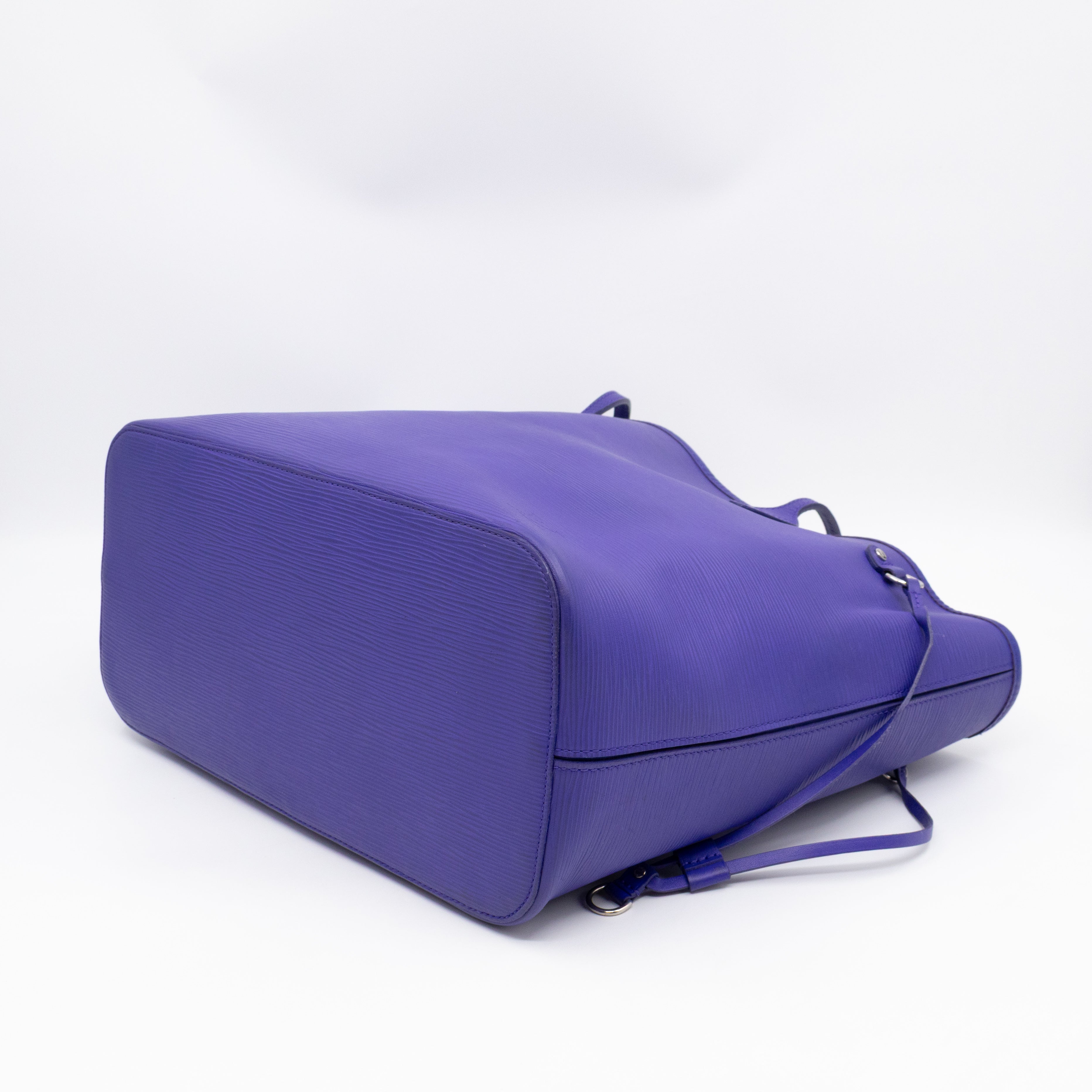Neverfull MM Purple Epi Leather