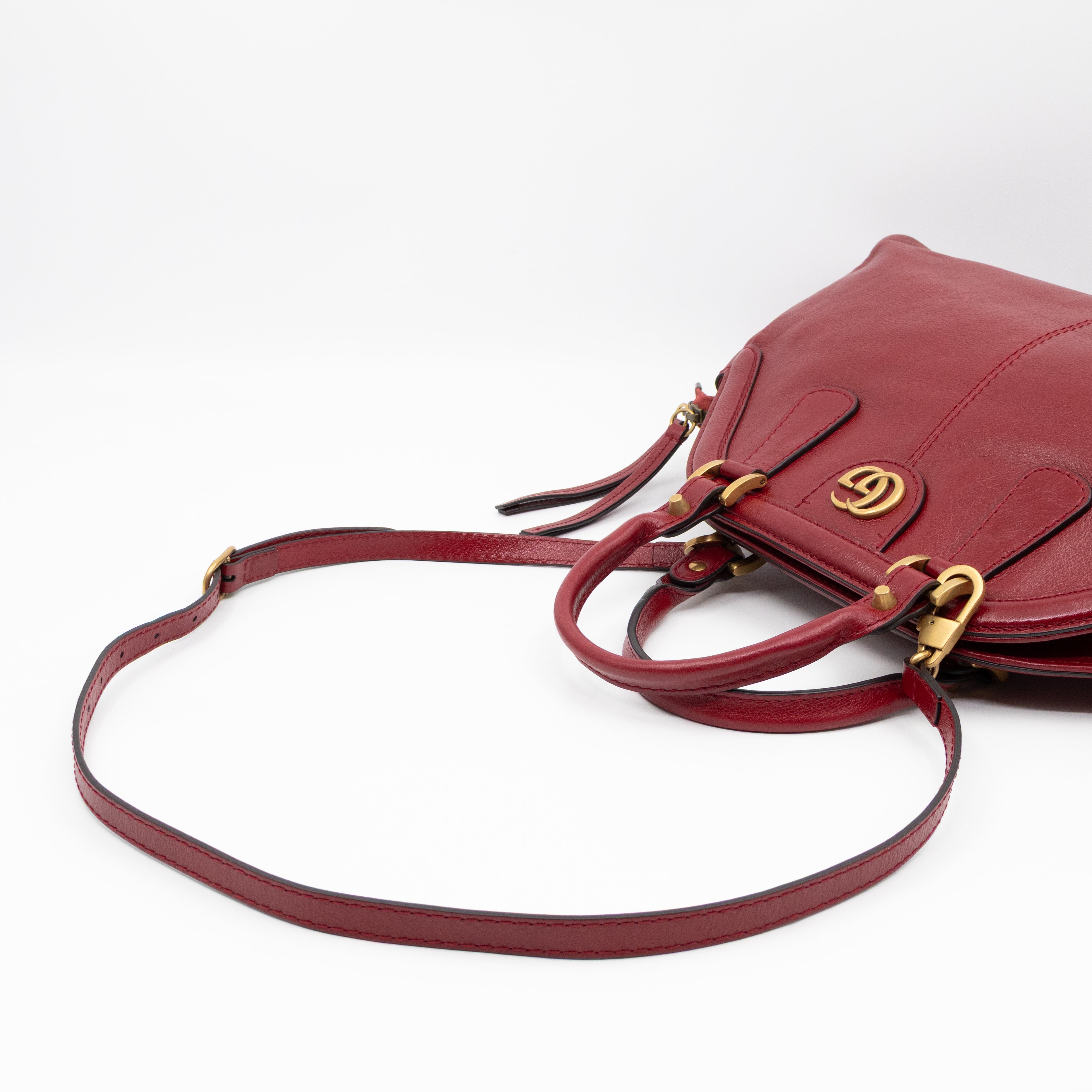 Re(Belle) Medium Shoulder Bag Red Leather