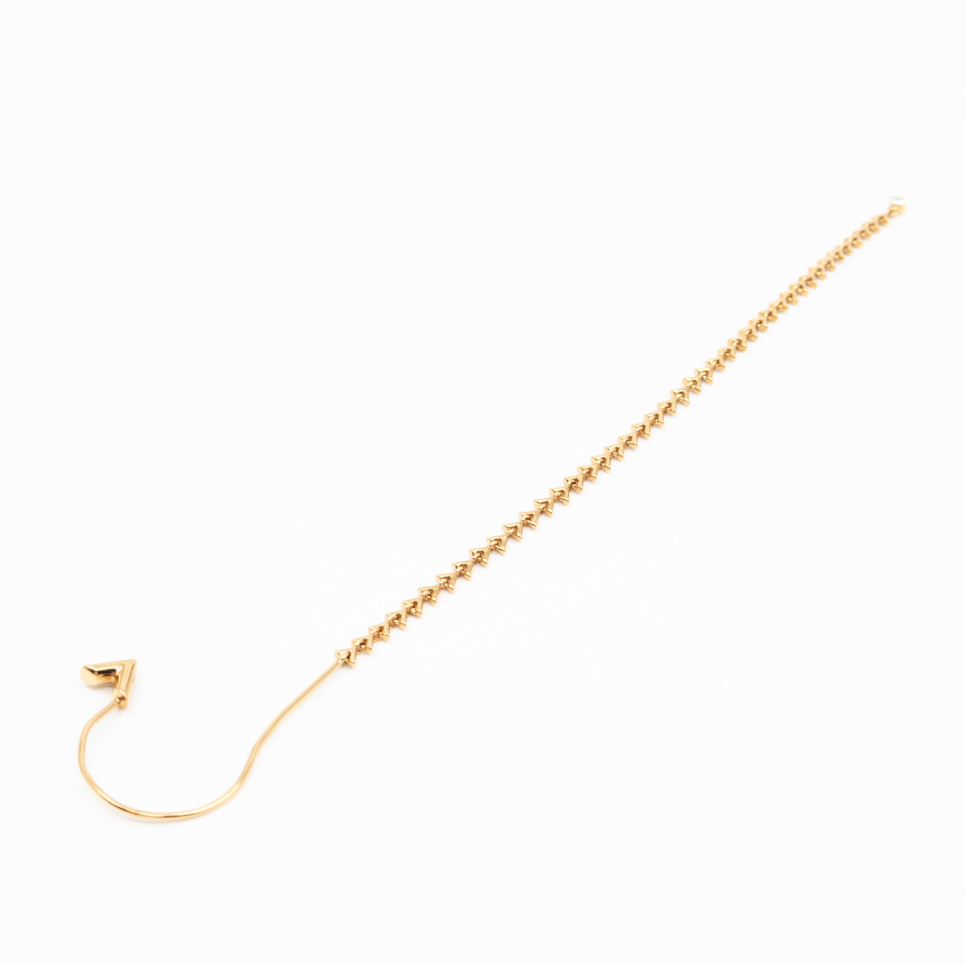 Petit Essential V Chain Ear Cuff Gold