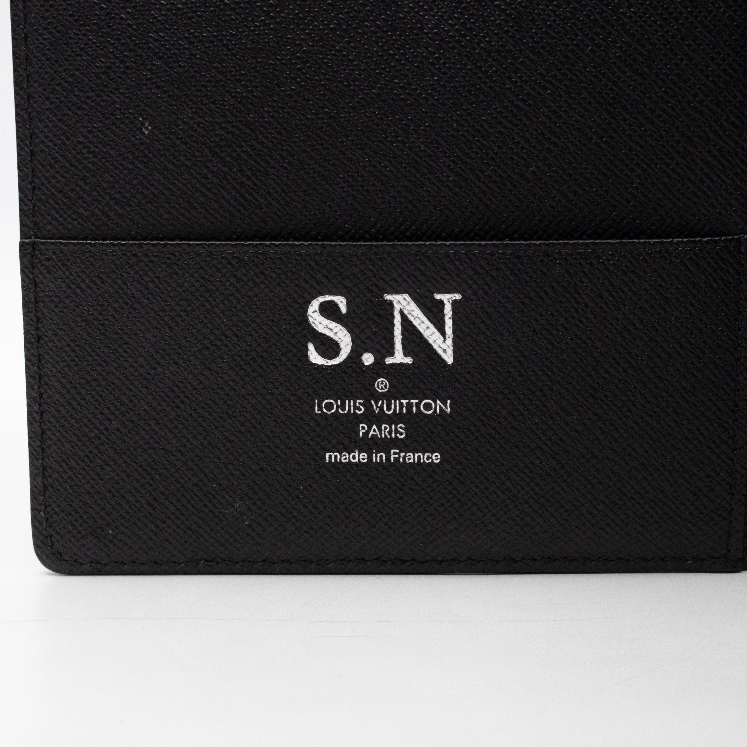 Large Ring Agenda Cover Black Epi Leather