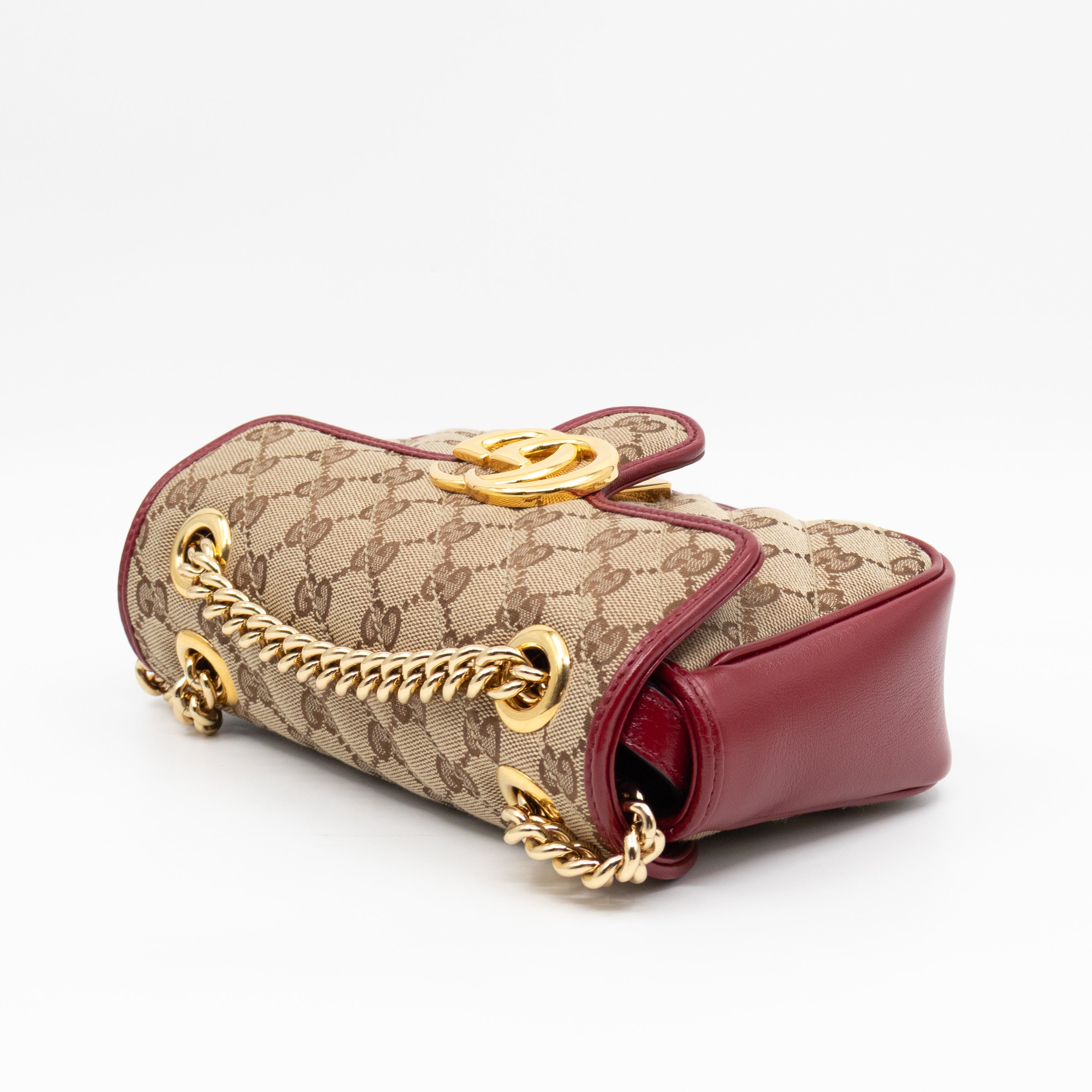 GG Marmont Small Flap Bag GG Supreme Canvas Red