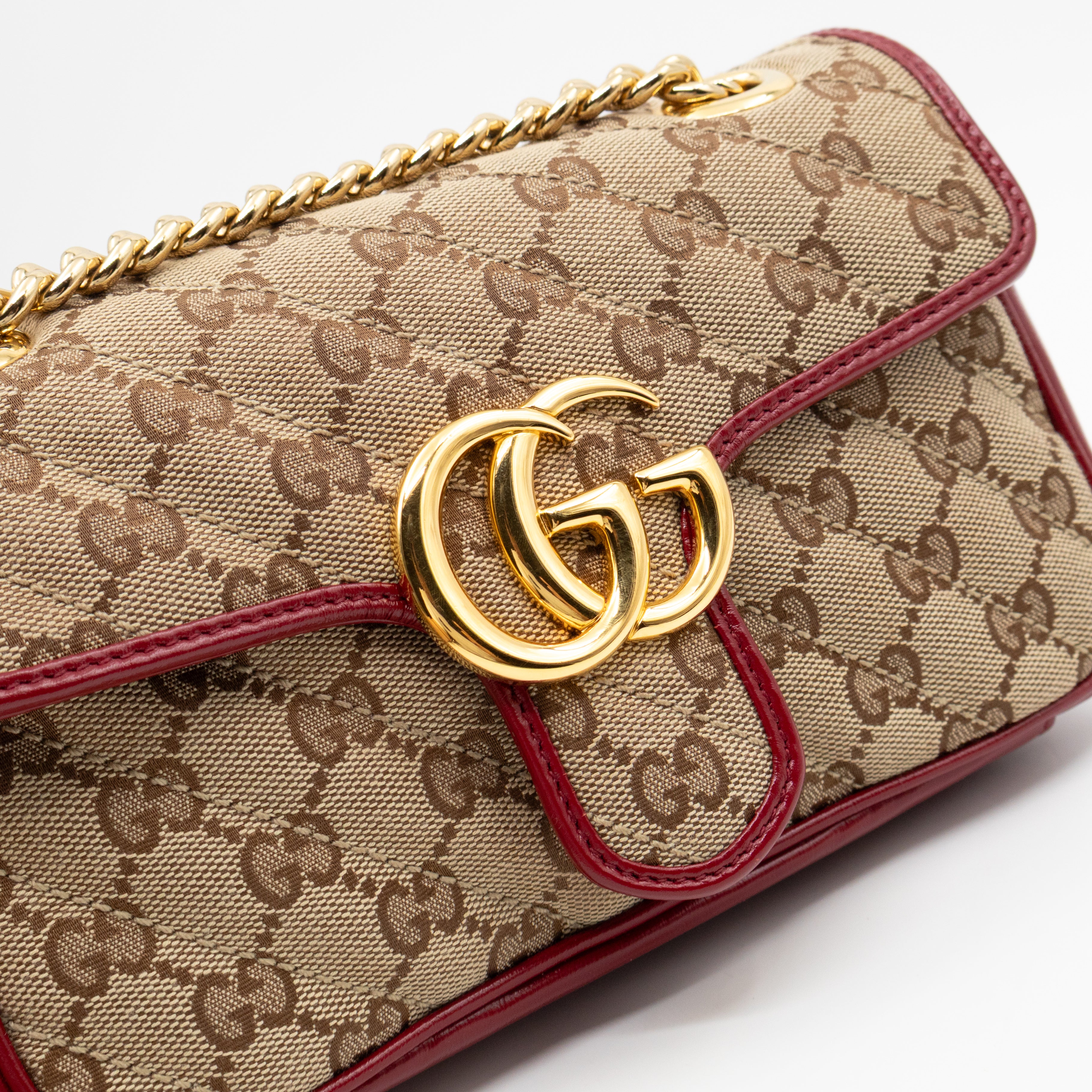 GG Marmont Small Flap Bag GG Supreme Canvas Red