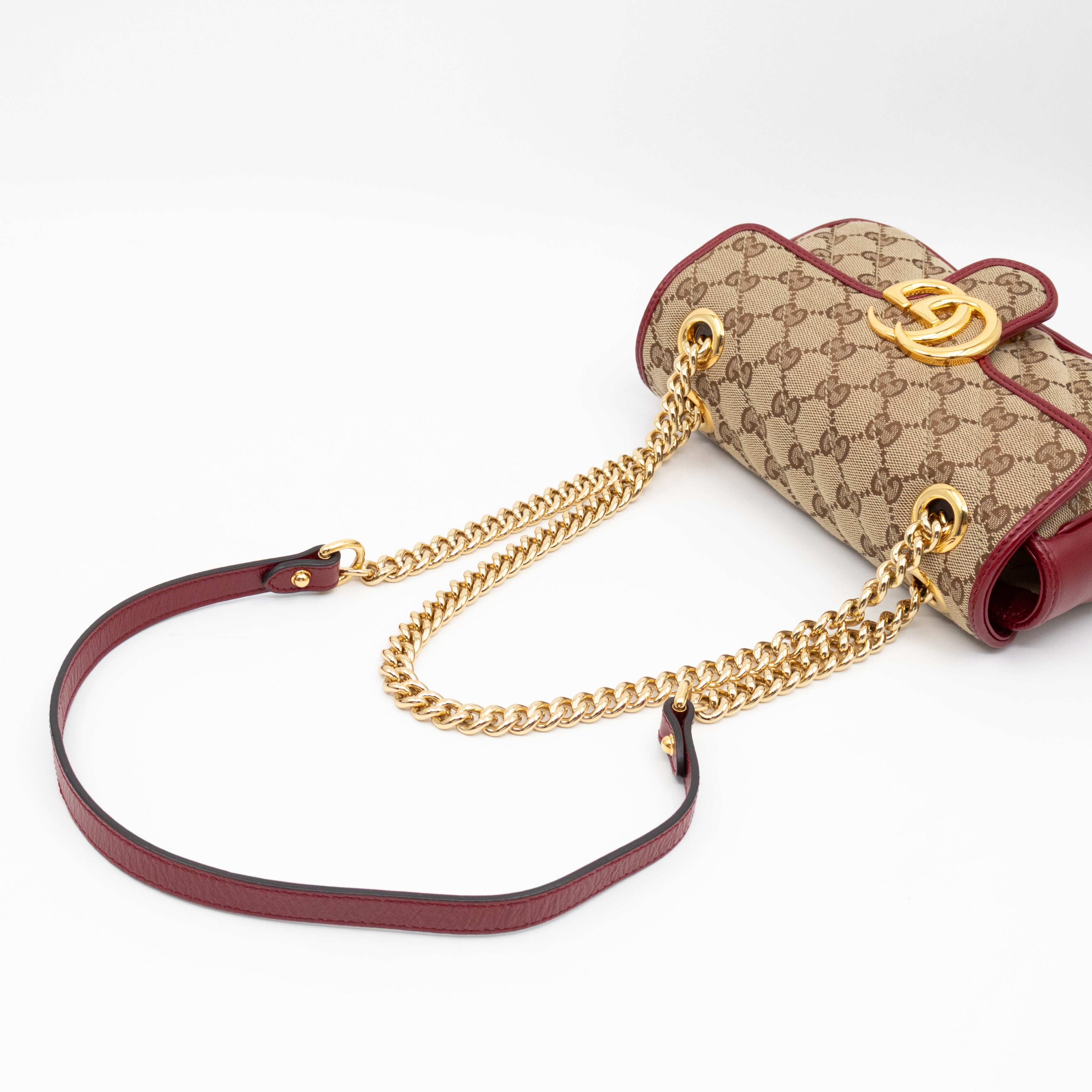 GG Marmont Small Flap Bag GG Supreme Canvas Red