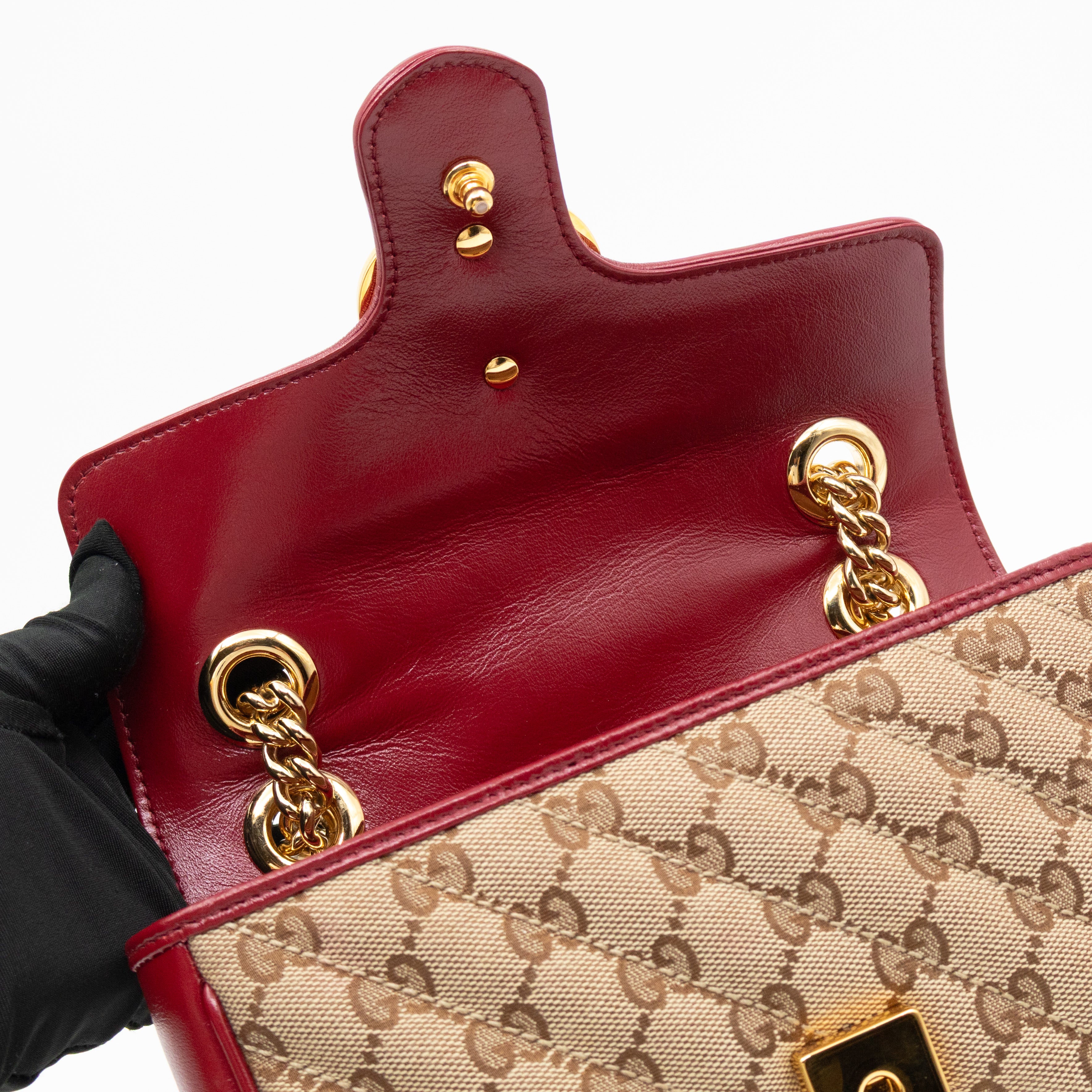 GG Marmont Small Flap Bag GG Supreme Canvas Red