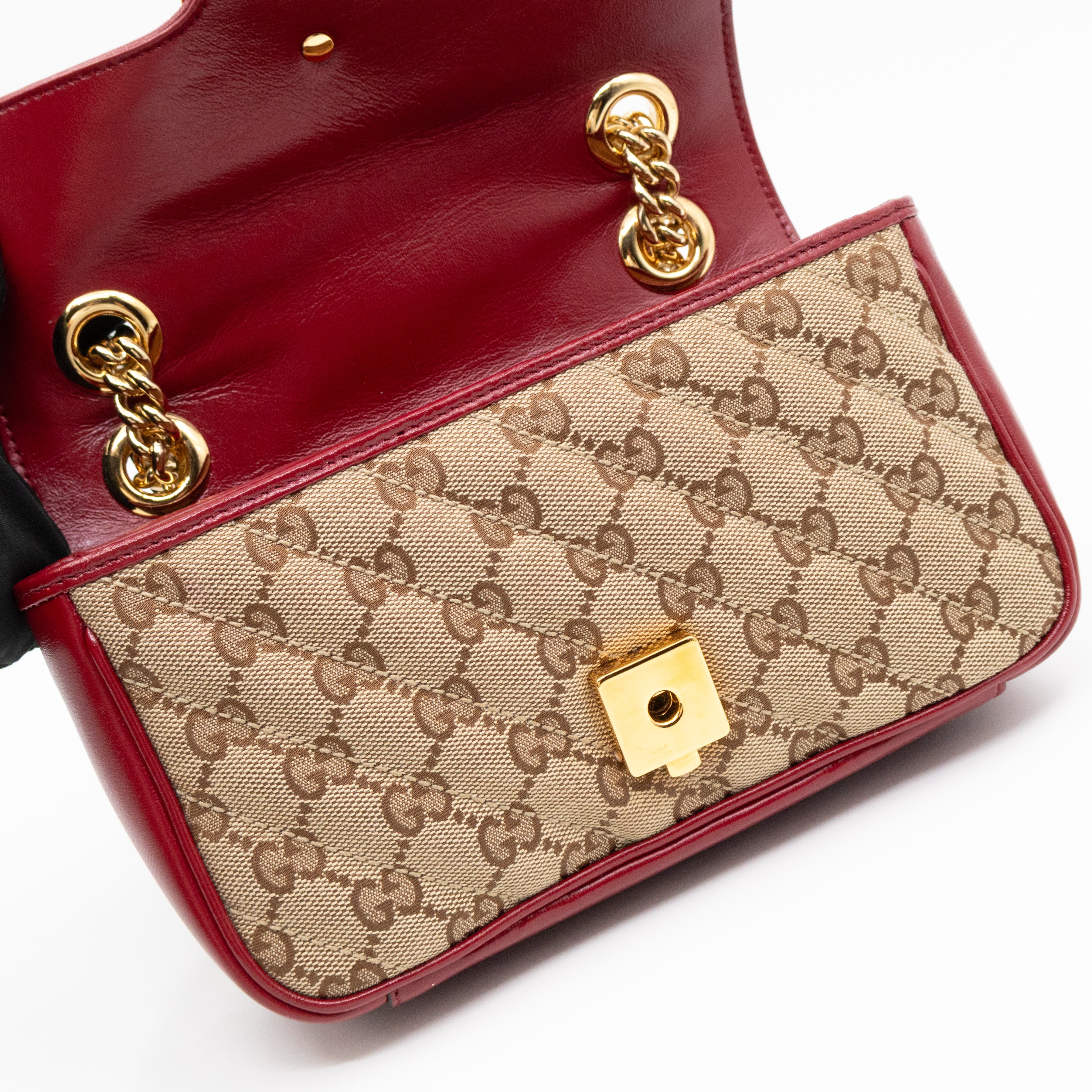 GG Marmont Small Flap Bag GG Supreme Canvas Red