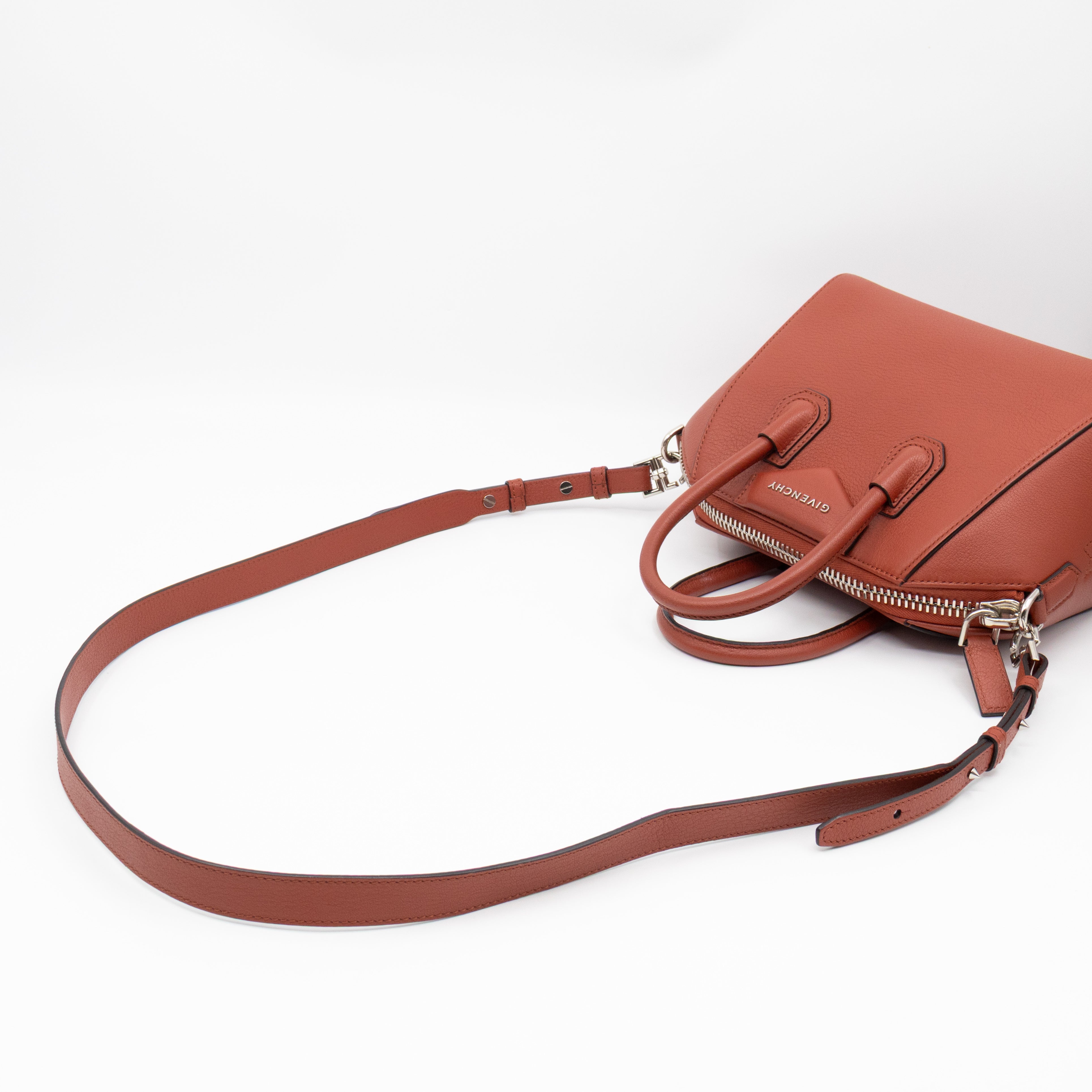 Antigona Small Paprika Grained Leather