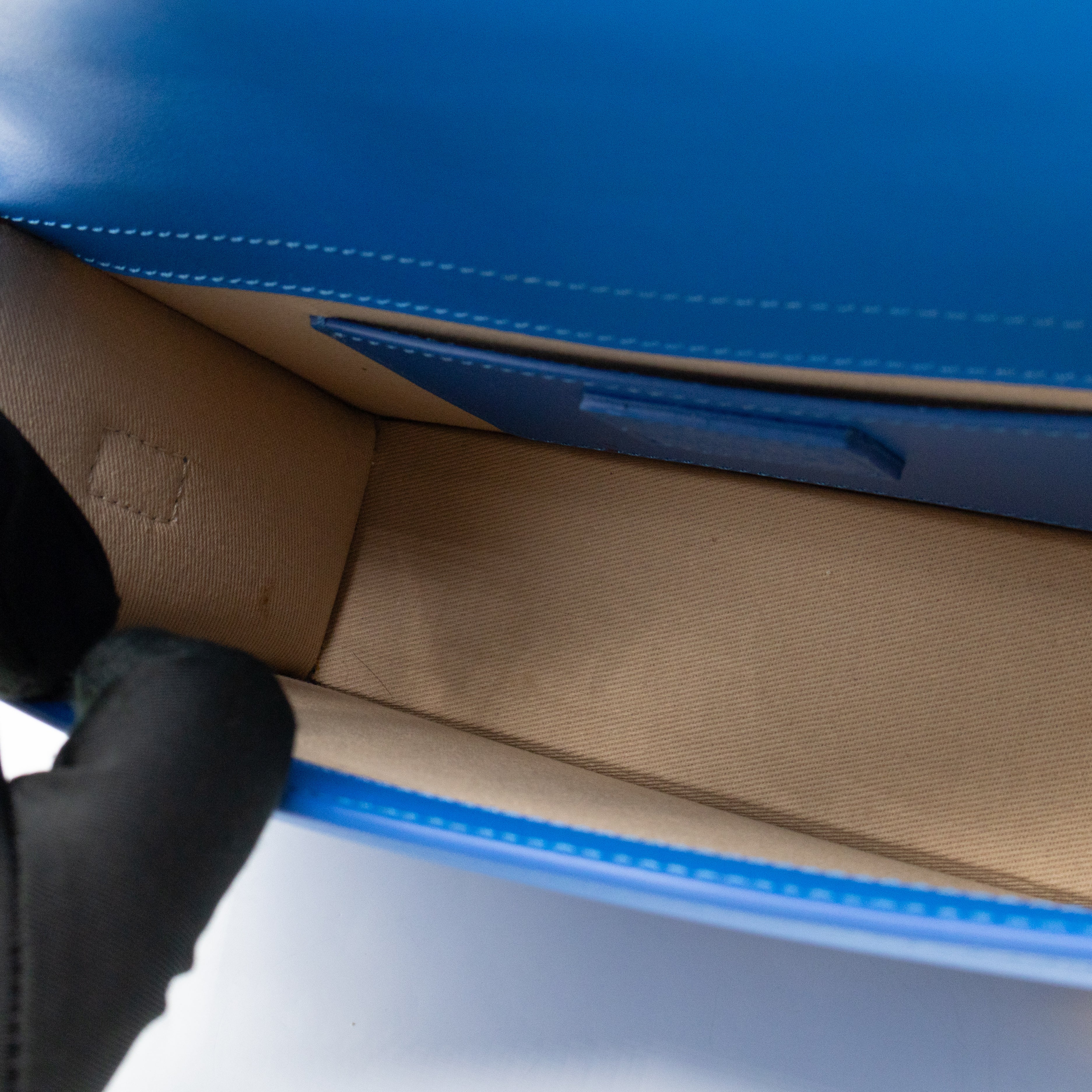 Le Grand Bambino Shoulder Bag Blue Leather