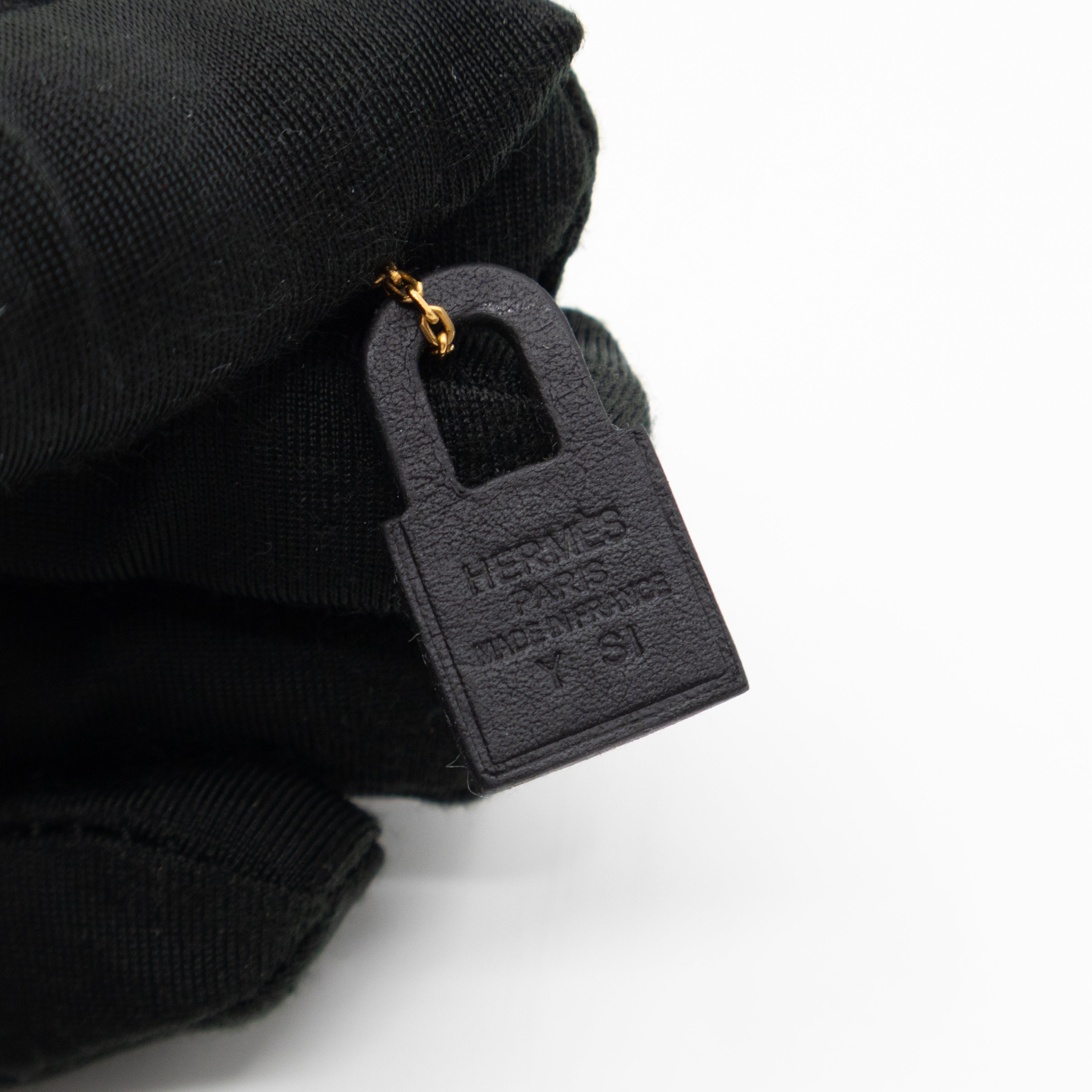 O'Kelly Pendant Gold Black