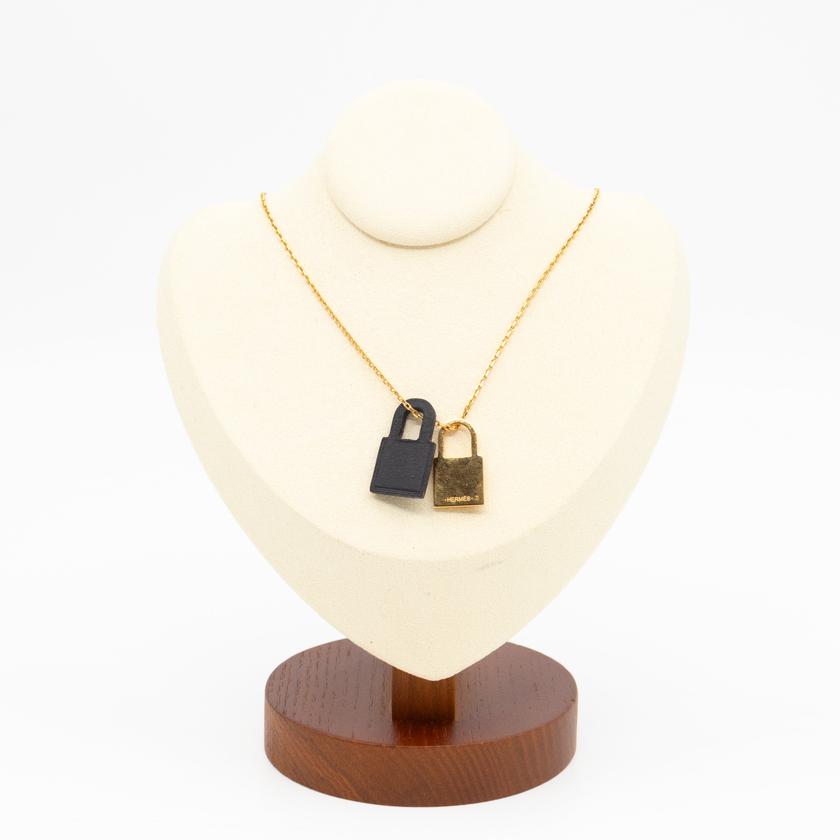 O'Kelly Pendant Gold Black