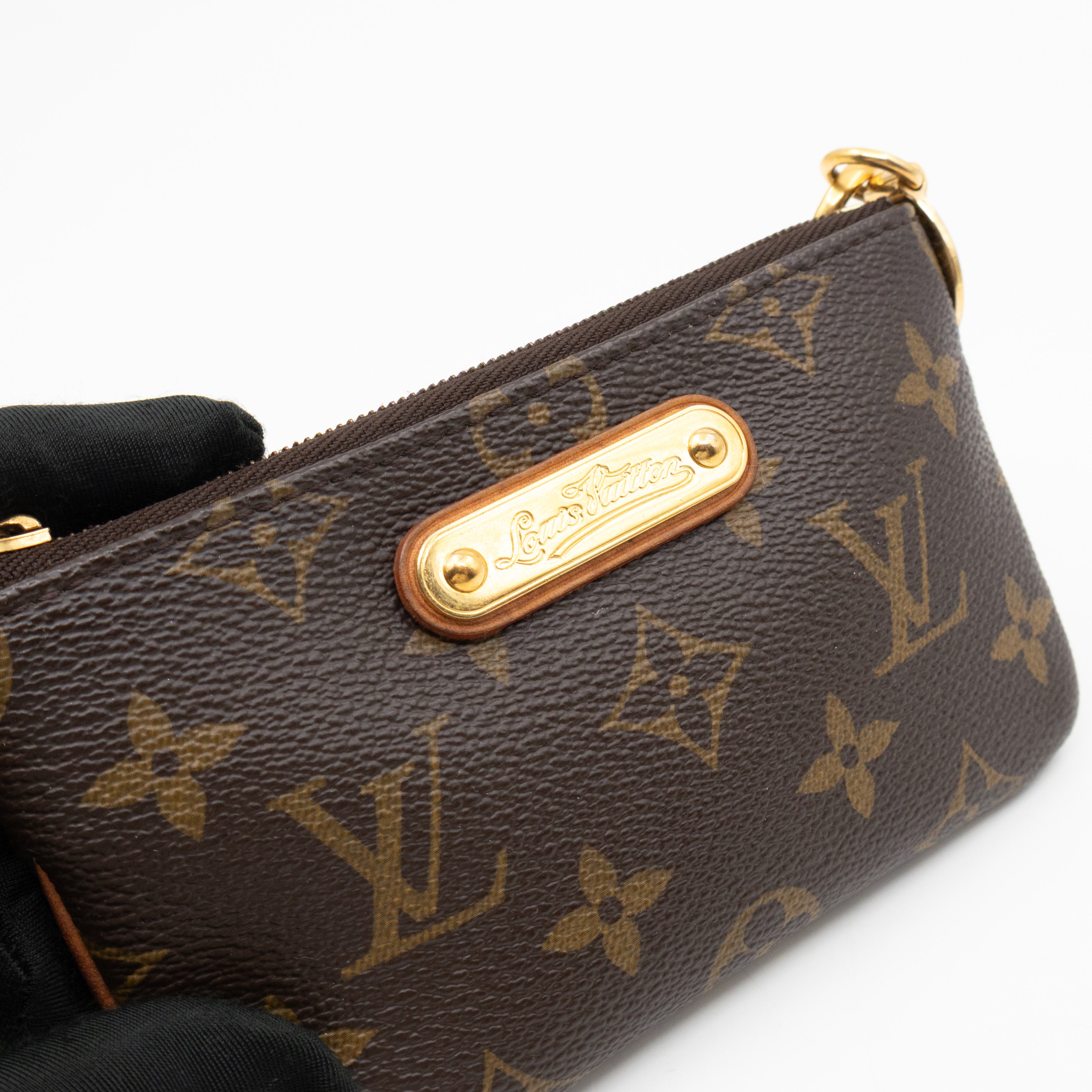 Pochette Milla PM Monogram