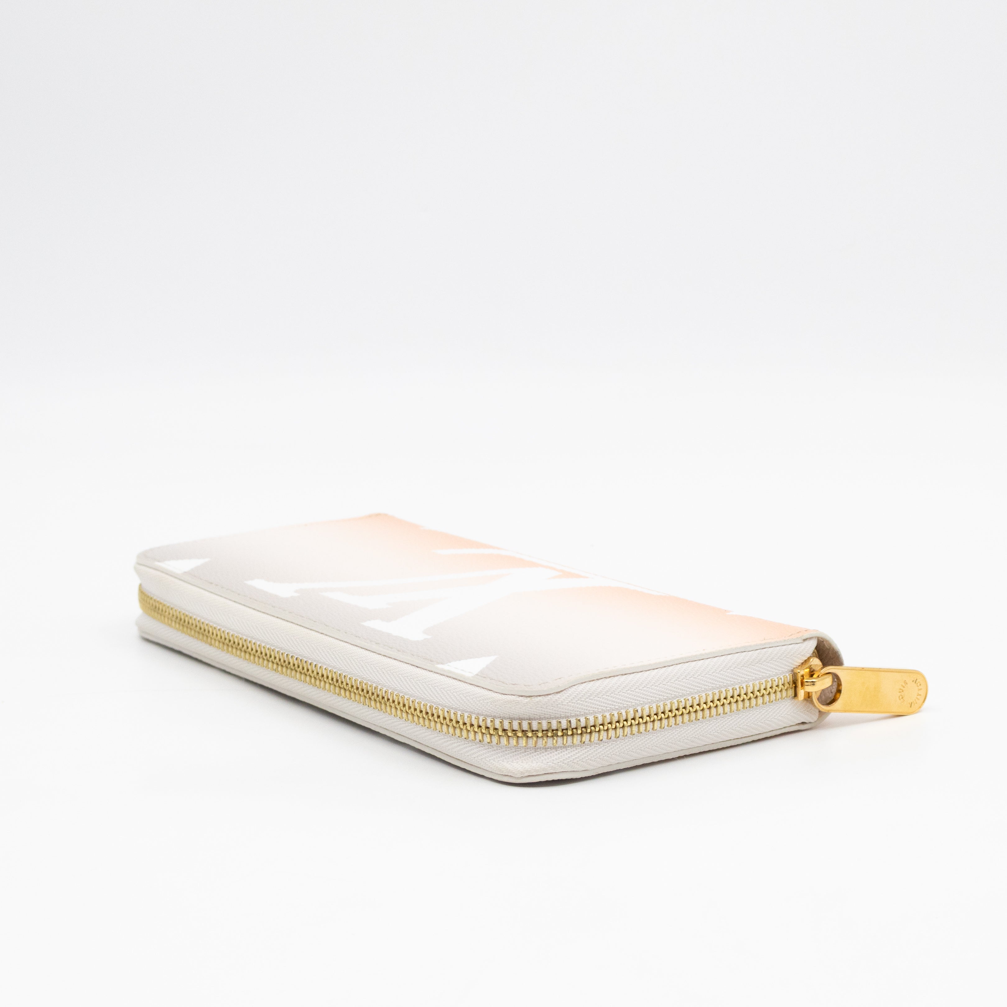 Zippy Wallet By the Pool Brume